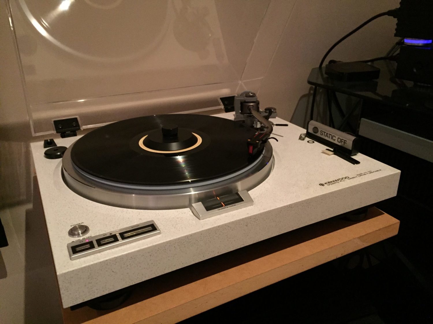 The Legendary Kenwood KD-600 Playing Vintage Vinyl 