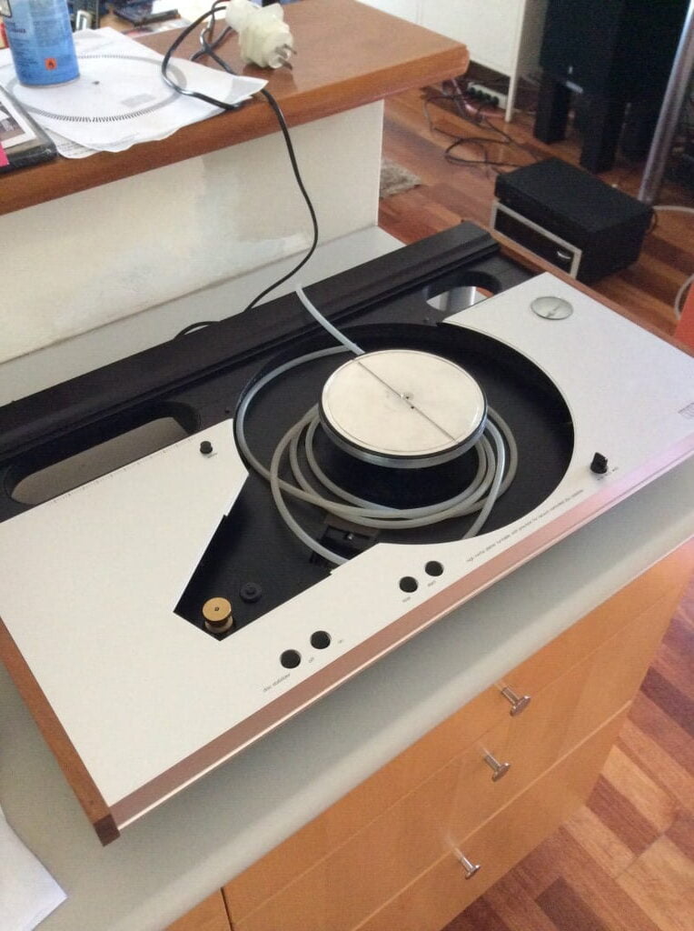 Luxman PD-555 / Ortofon RS-309D Turntable Set-Up 3 Ortofon PD-555