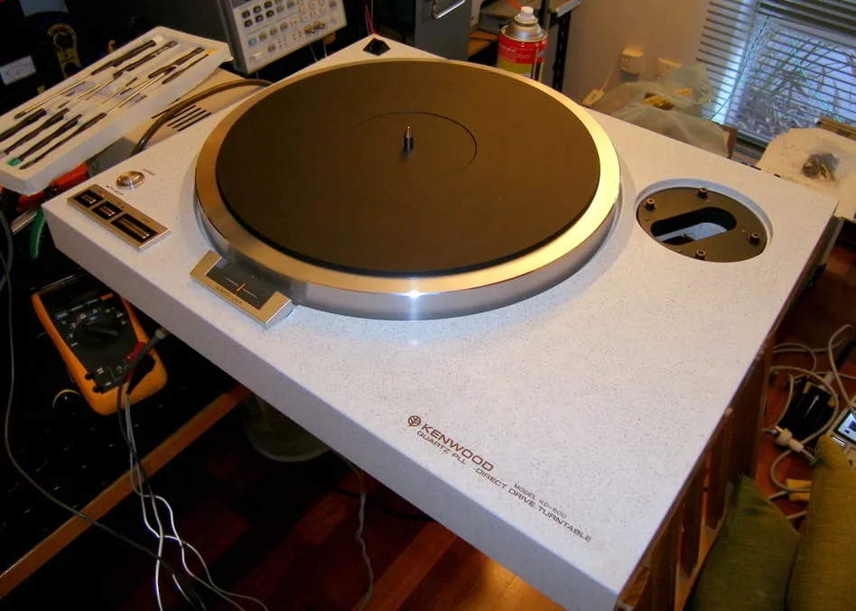 Kenwood KD-500/KD-550 Turntable Review 11 Kenwood KD-600