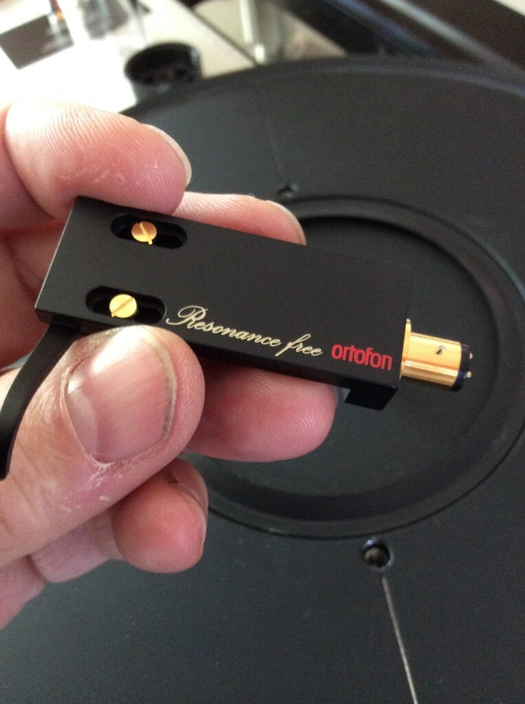 Luxman PD-555 Turntable + Ortofon RS-309D! 18 Ortofon LH-9000