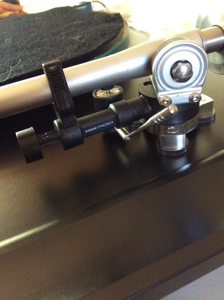 Lovely Rega P5 Belt-Drive Turntable Service 3 Rega P5