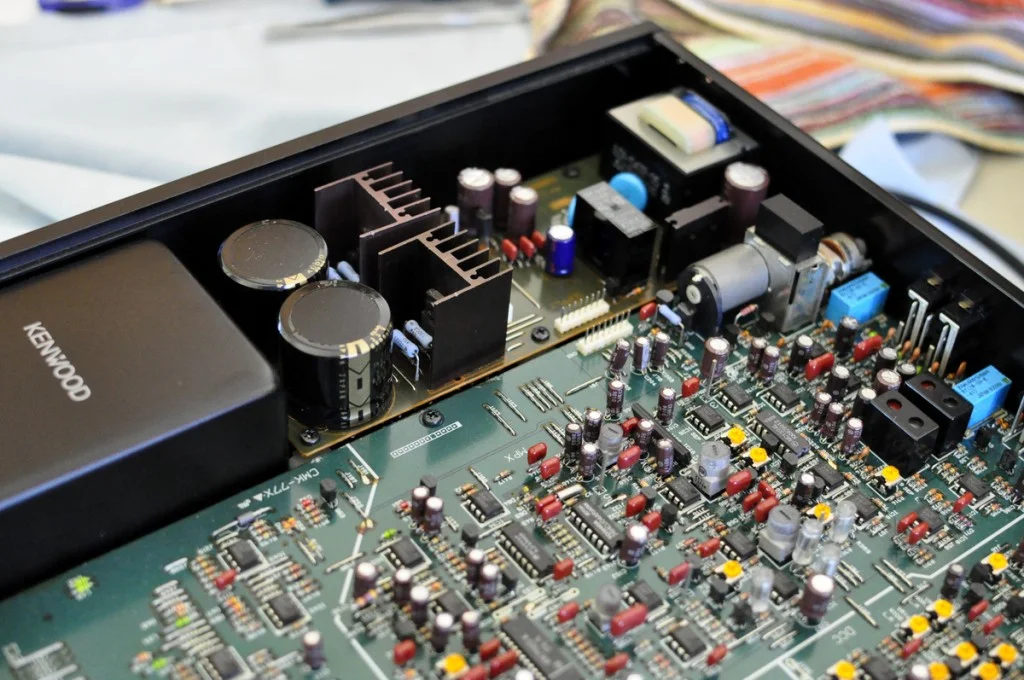 Kenwood L-1000T