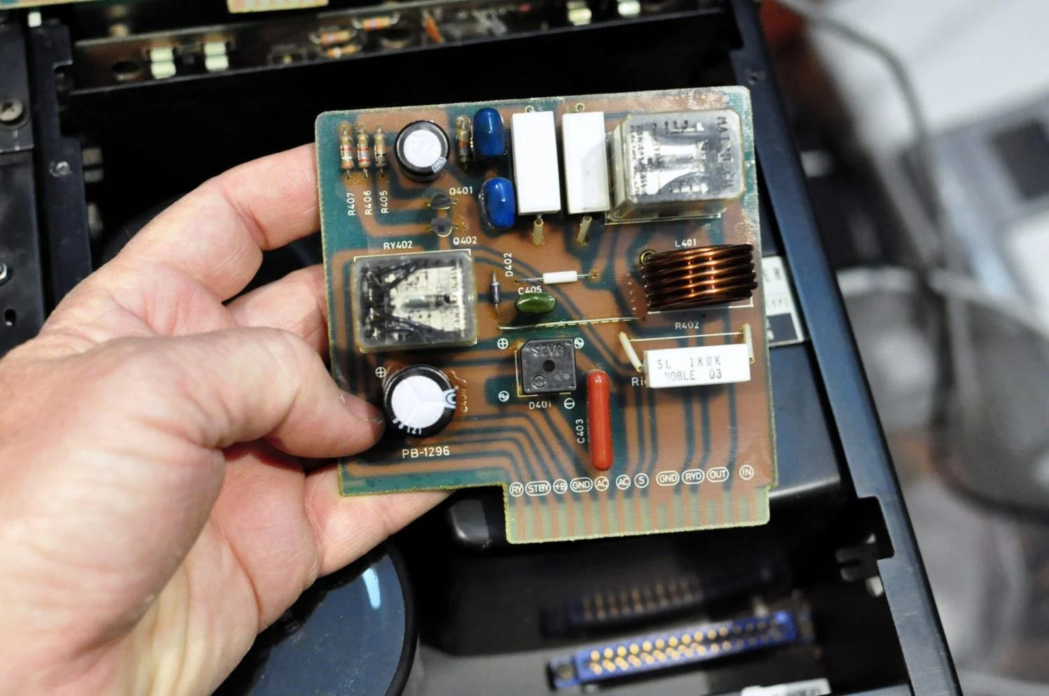 Luxman M-4000A Amplifier Repair & Restoration 17 Luxman M-4000A