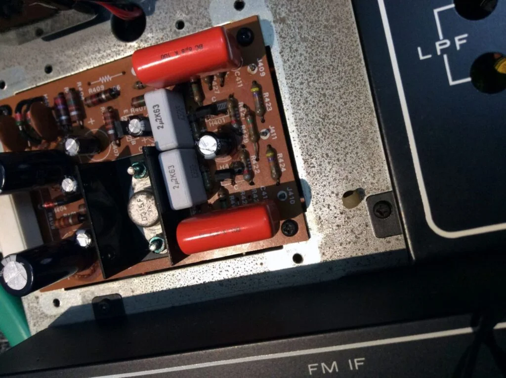 Marantz 125 AM/FM Tuner Alignment & Upgrade | LiQUiD AUDiO