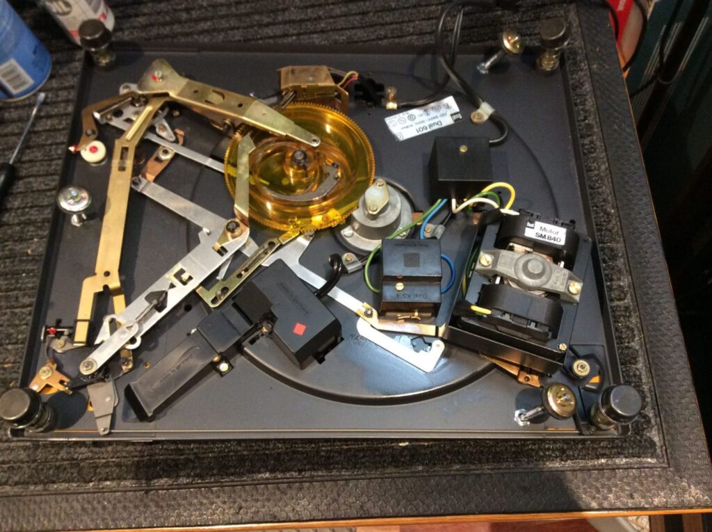 Dual 601 Belt-Drive Turntable Repair & Review 7 IMG_0303