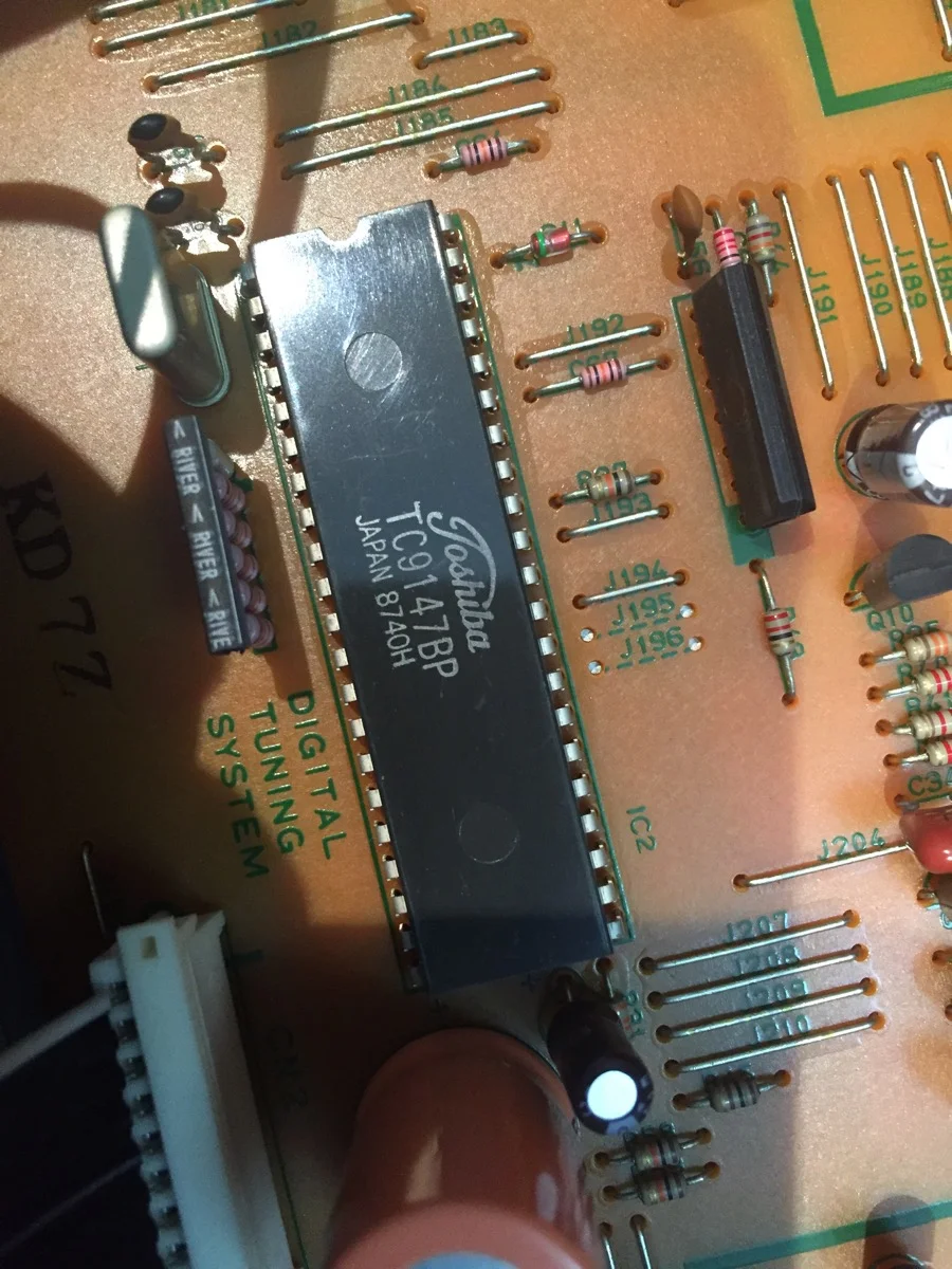 Kenwood KT-3300D