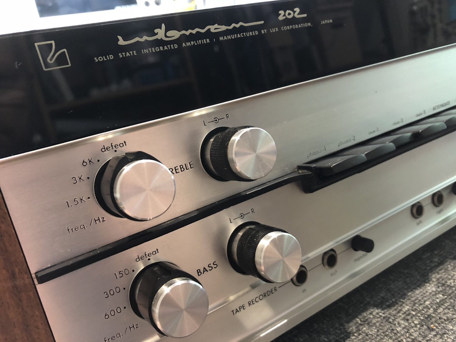 Luxman SQ-202
