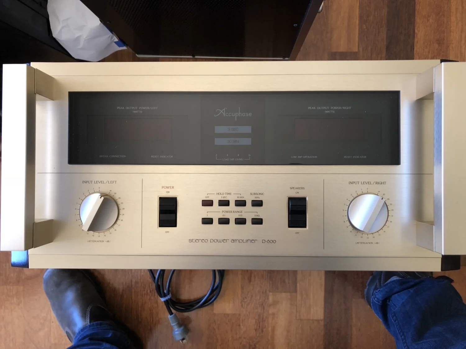 Accuphase P-600 Amplifier Inspection & Setup 9 Accuphase P-600