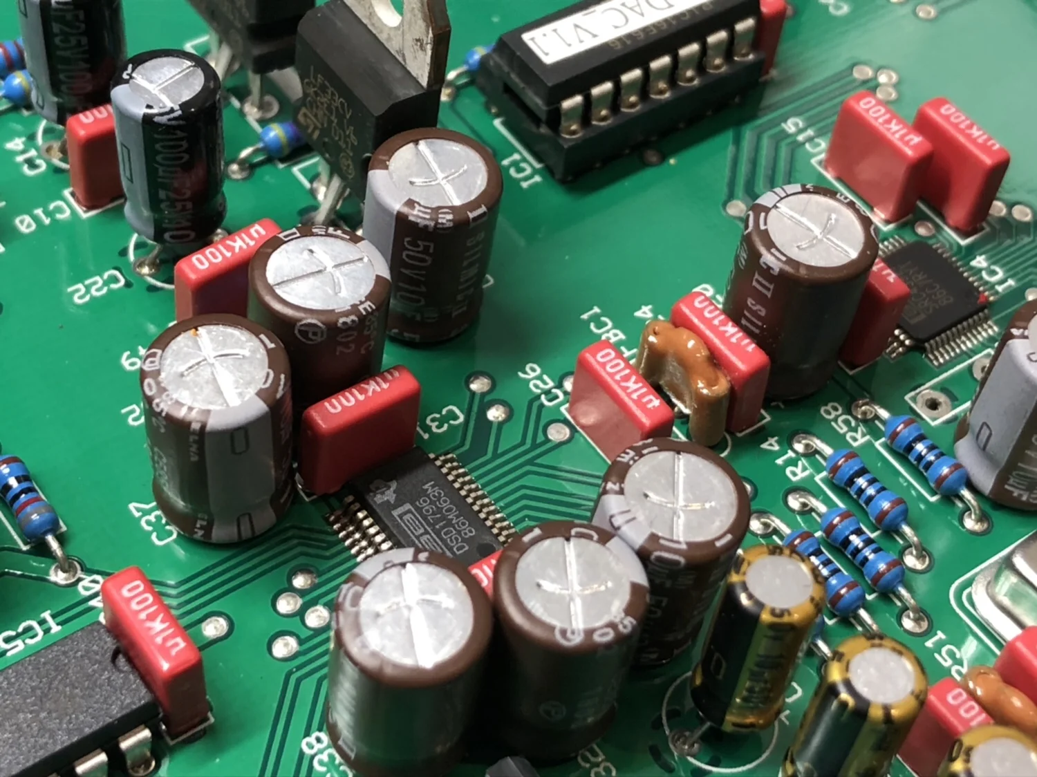 Musical Fidelity M1 DAC Review & Upgrades 11 Musical Fidelity M1 DAC