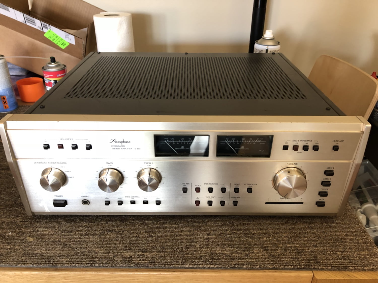 Accuphase E-303
