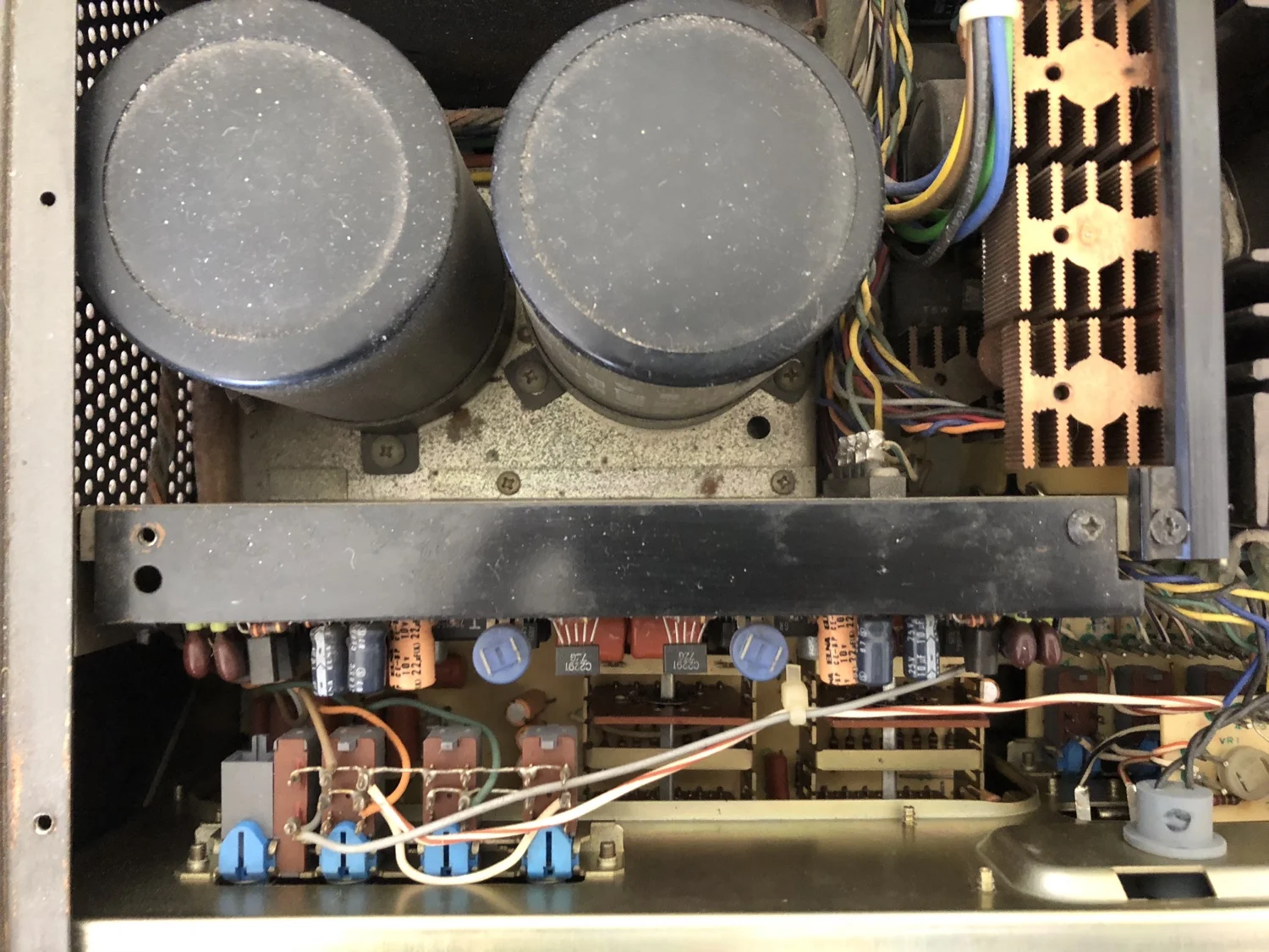 Stunning Accuphase E-303 Amplifier Repair & Overhaul 10 img 0099