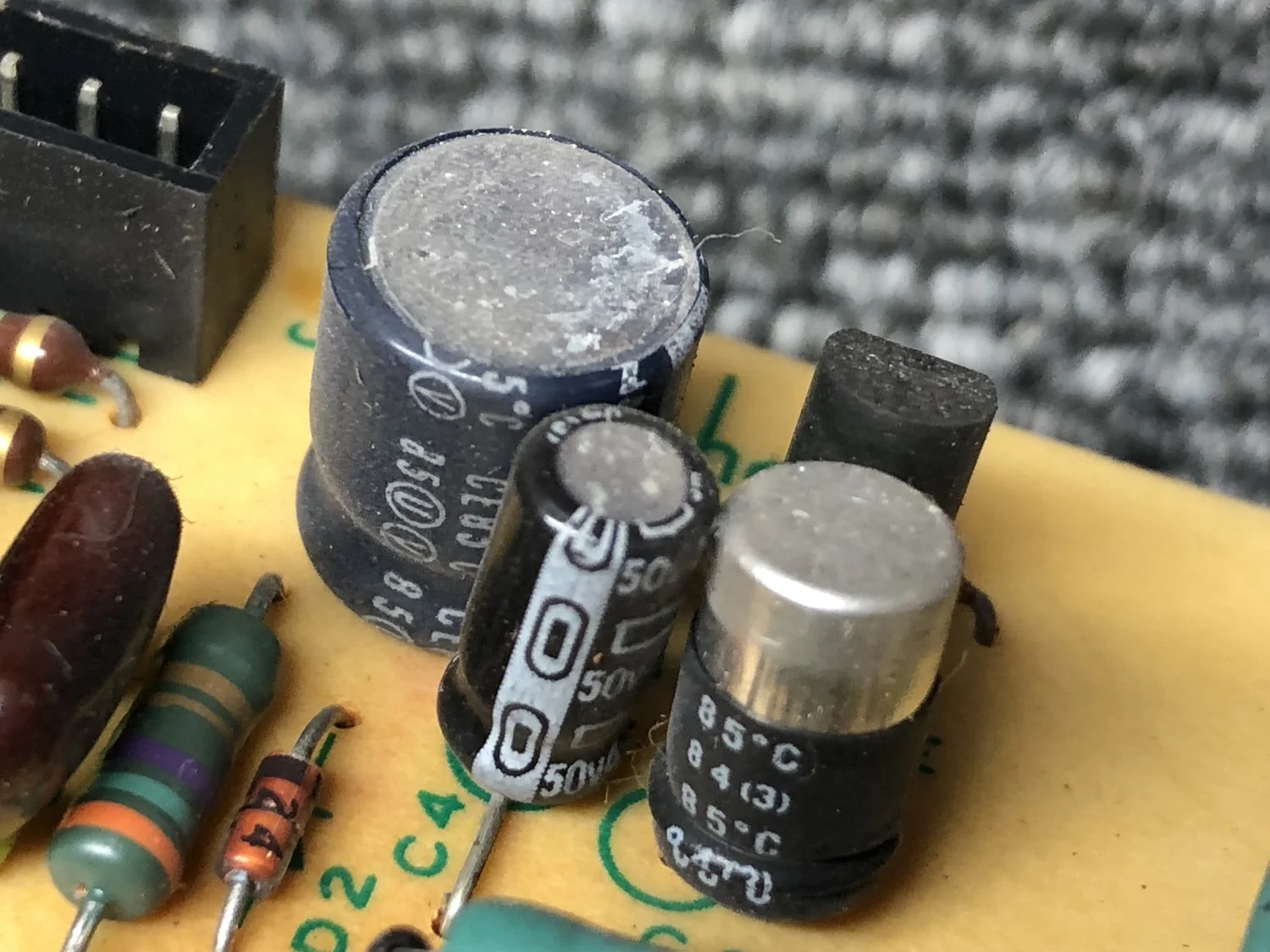 Stunning Accuphase E-303 Amplifier Repair & Overhaul 14 img 0105