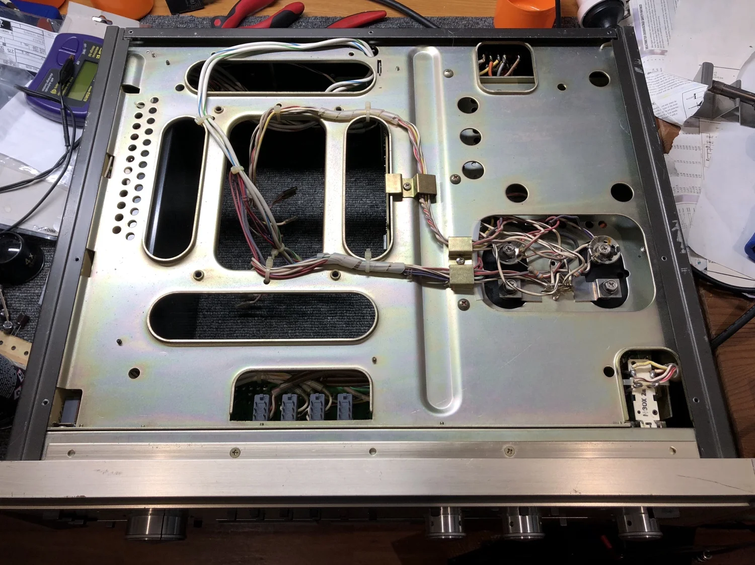 Stunning Accuphase E-303 Amplifier Repair & Overhaul 7 img 0149