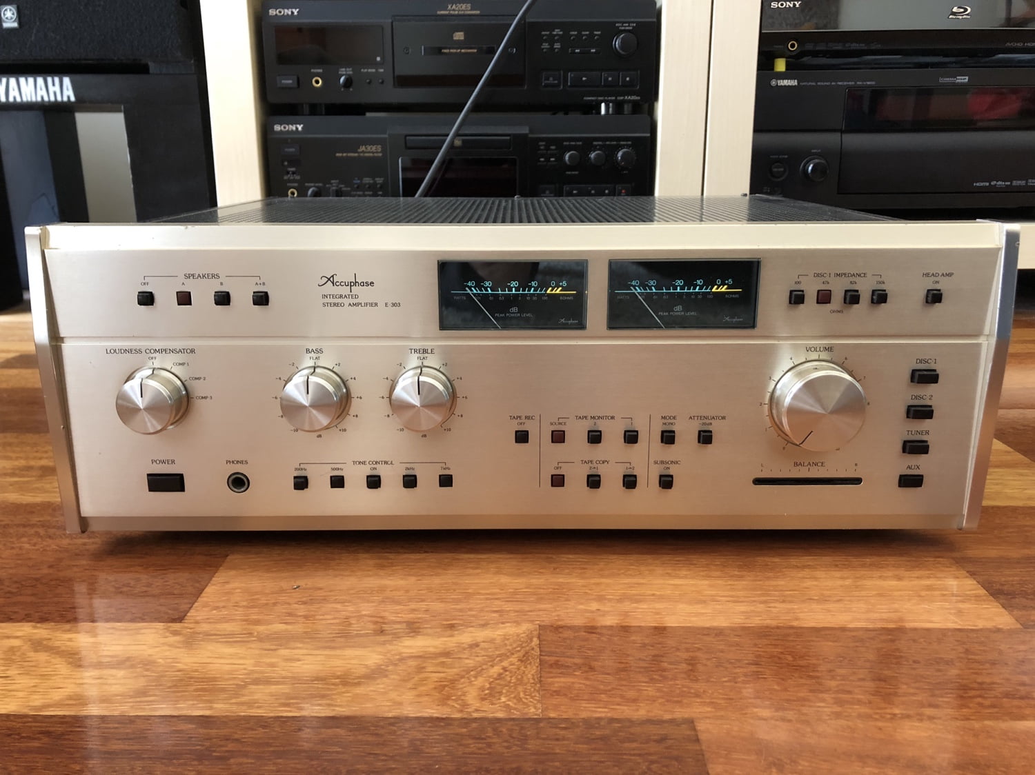 Accuphase アキュフェーズ E-303 プリメインアンプ 【現状渡し品 