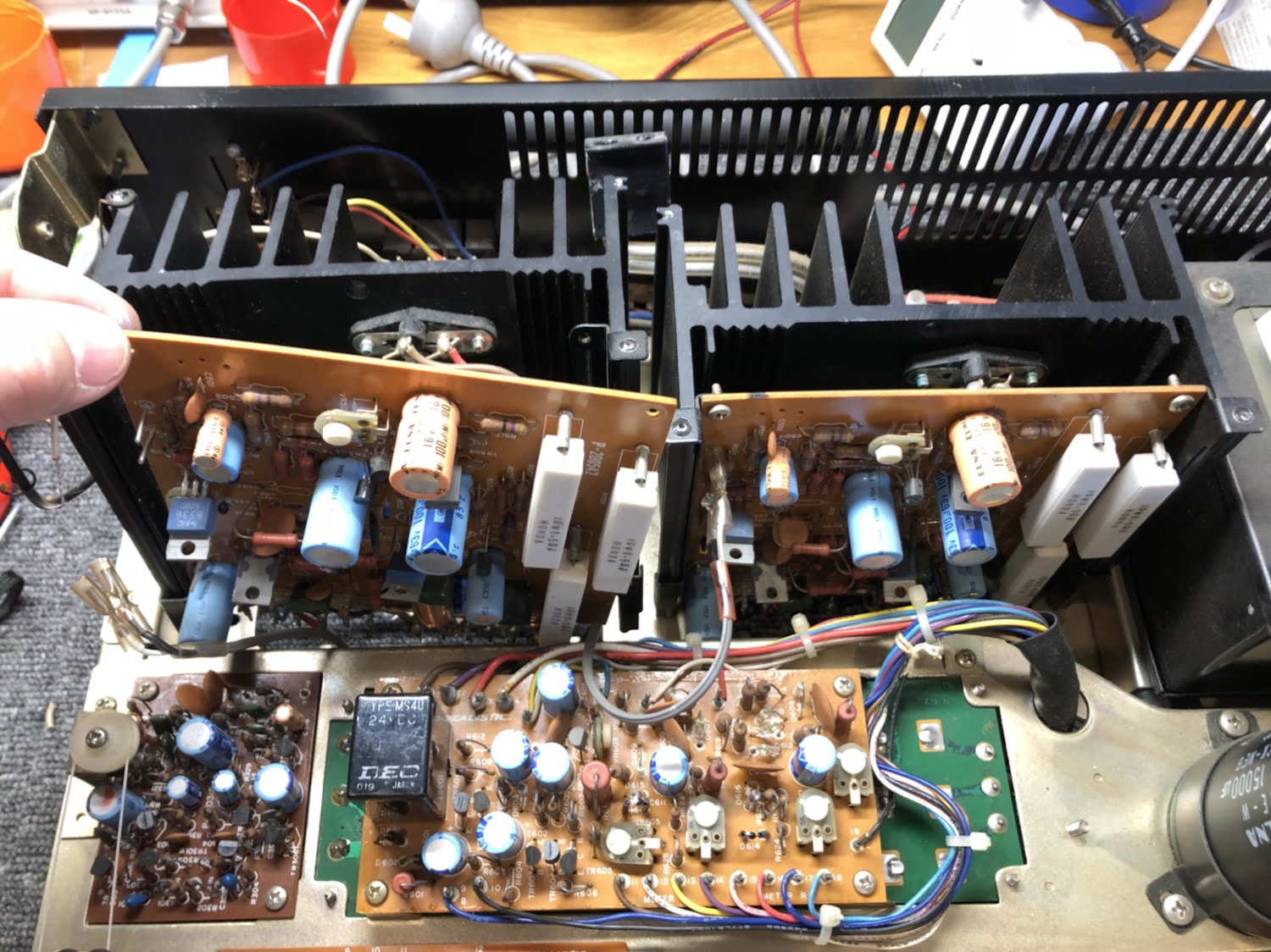 Gorgeous Realistic STA-2000 Receiver Repair & Service 8 img 1987