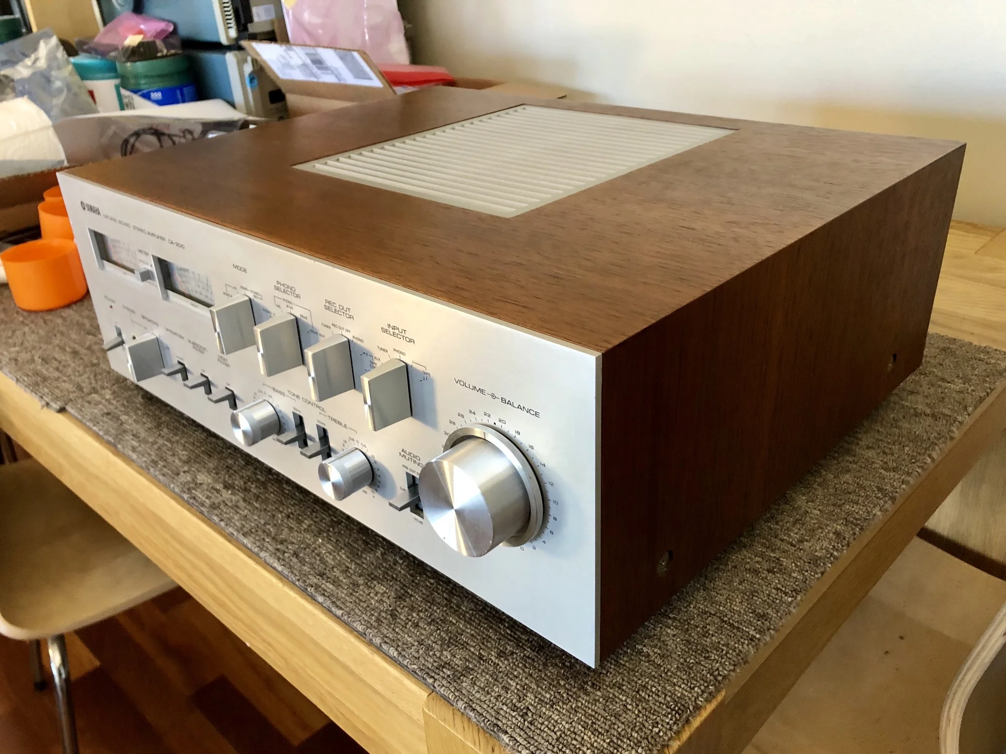 Yamaha CA-2010