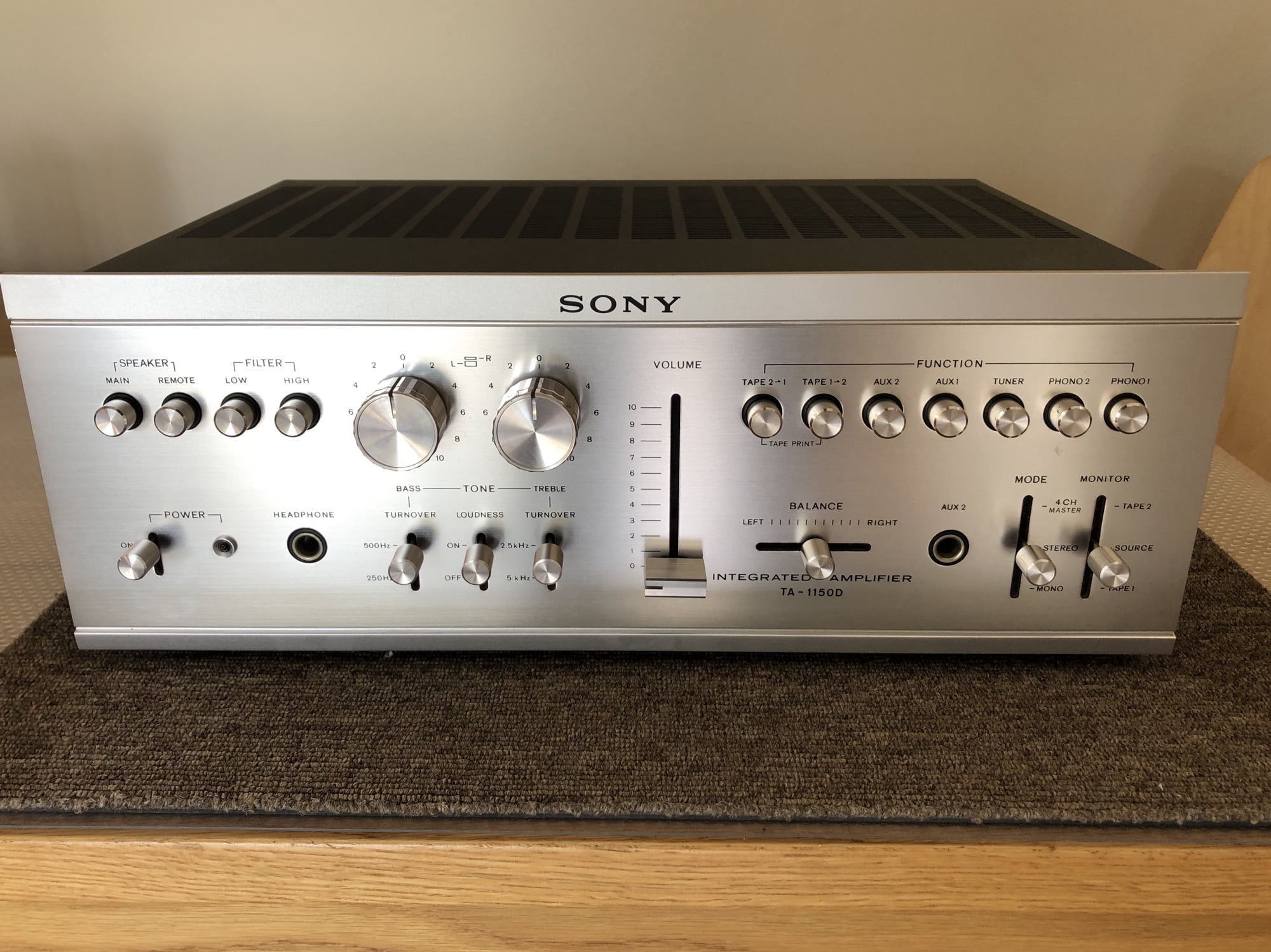 Beautiful Vintage Sony Hi-Fi System Service 14 img 3383