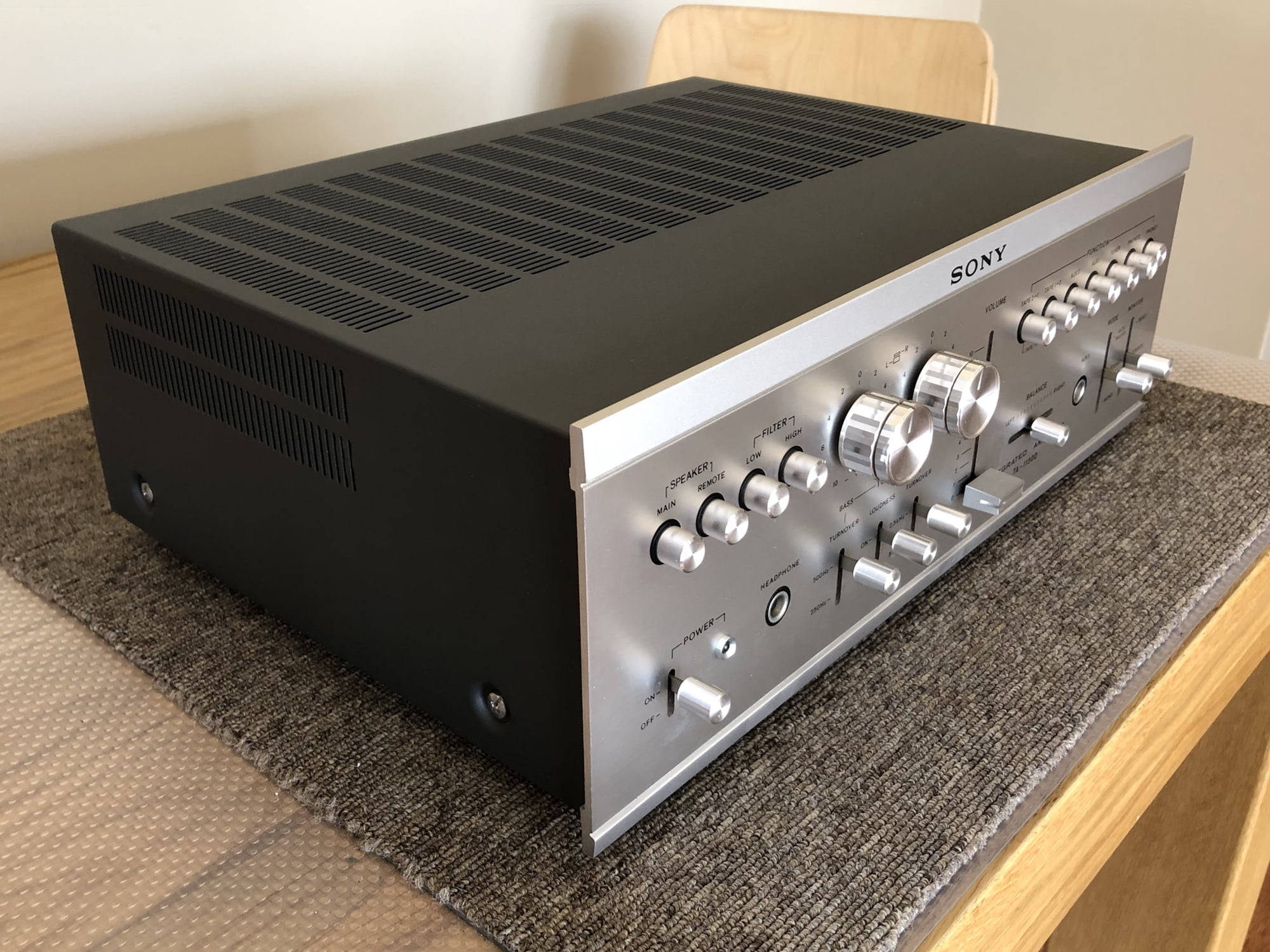 Beautiful Vintage Sony Hi-Fi System Service 16 img 3385