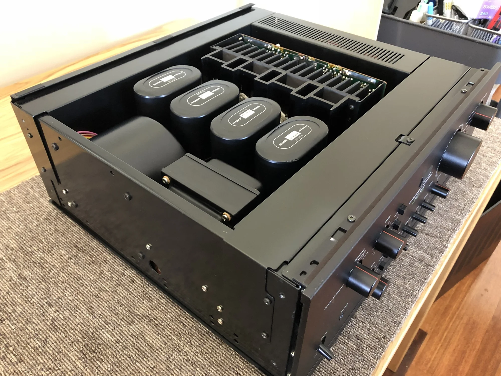 AU-919