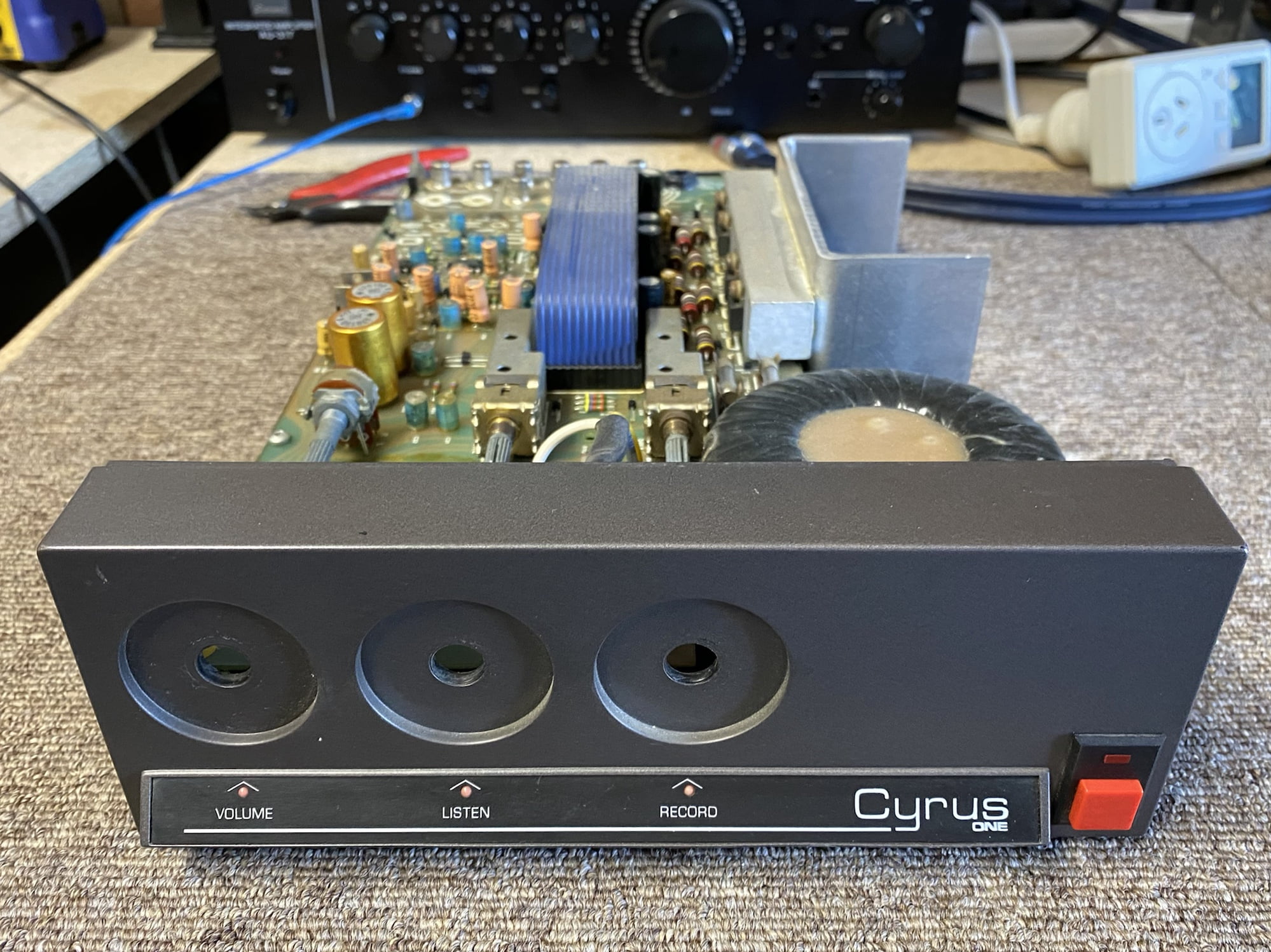 Mission Cyrus One Amplifier Repair & Review 7 Mission Cyrus One