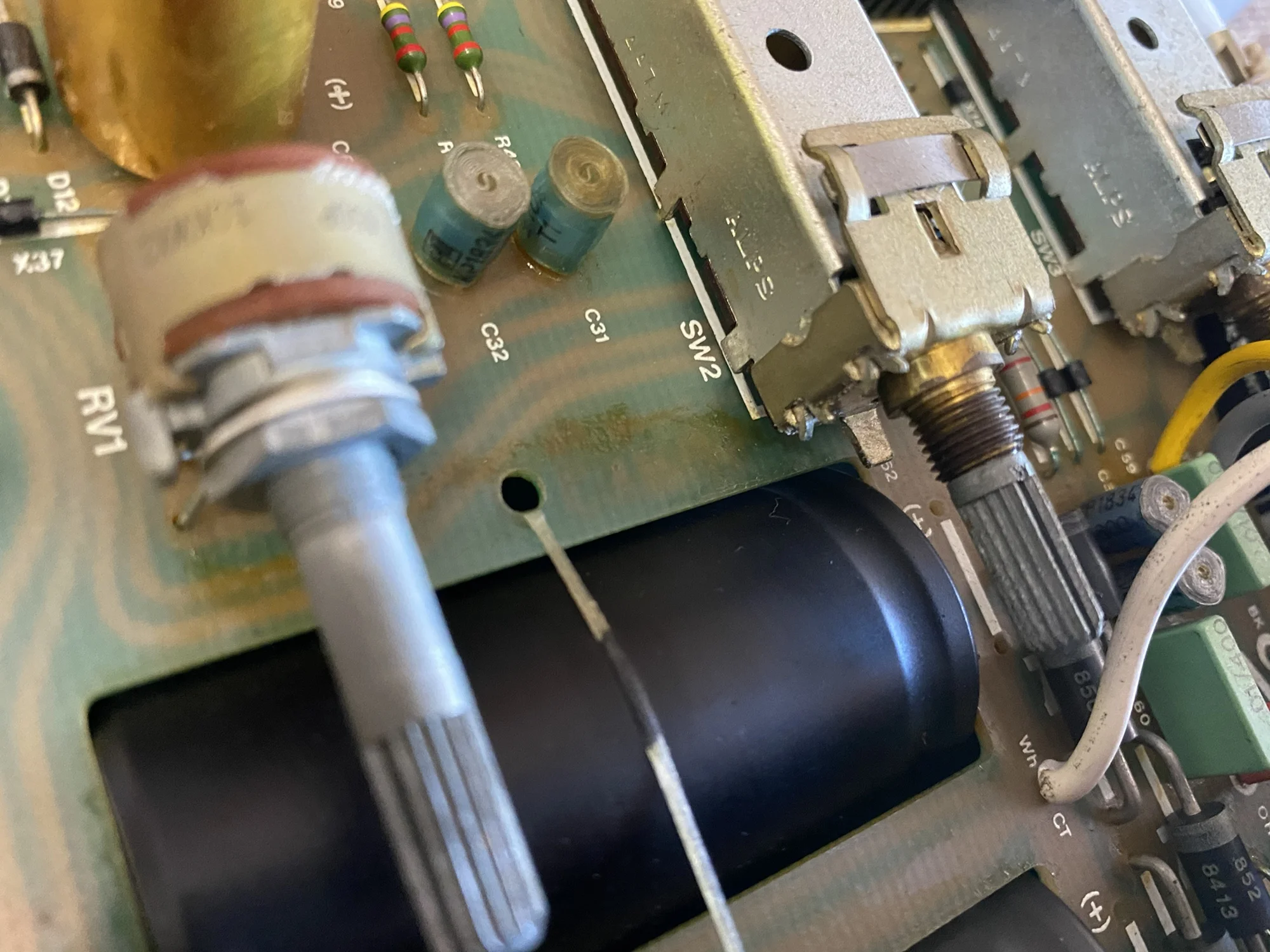 Mission Cyrus One Amplifier Repair & Review 10 Mission Cyrus One