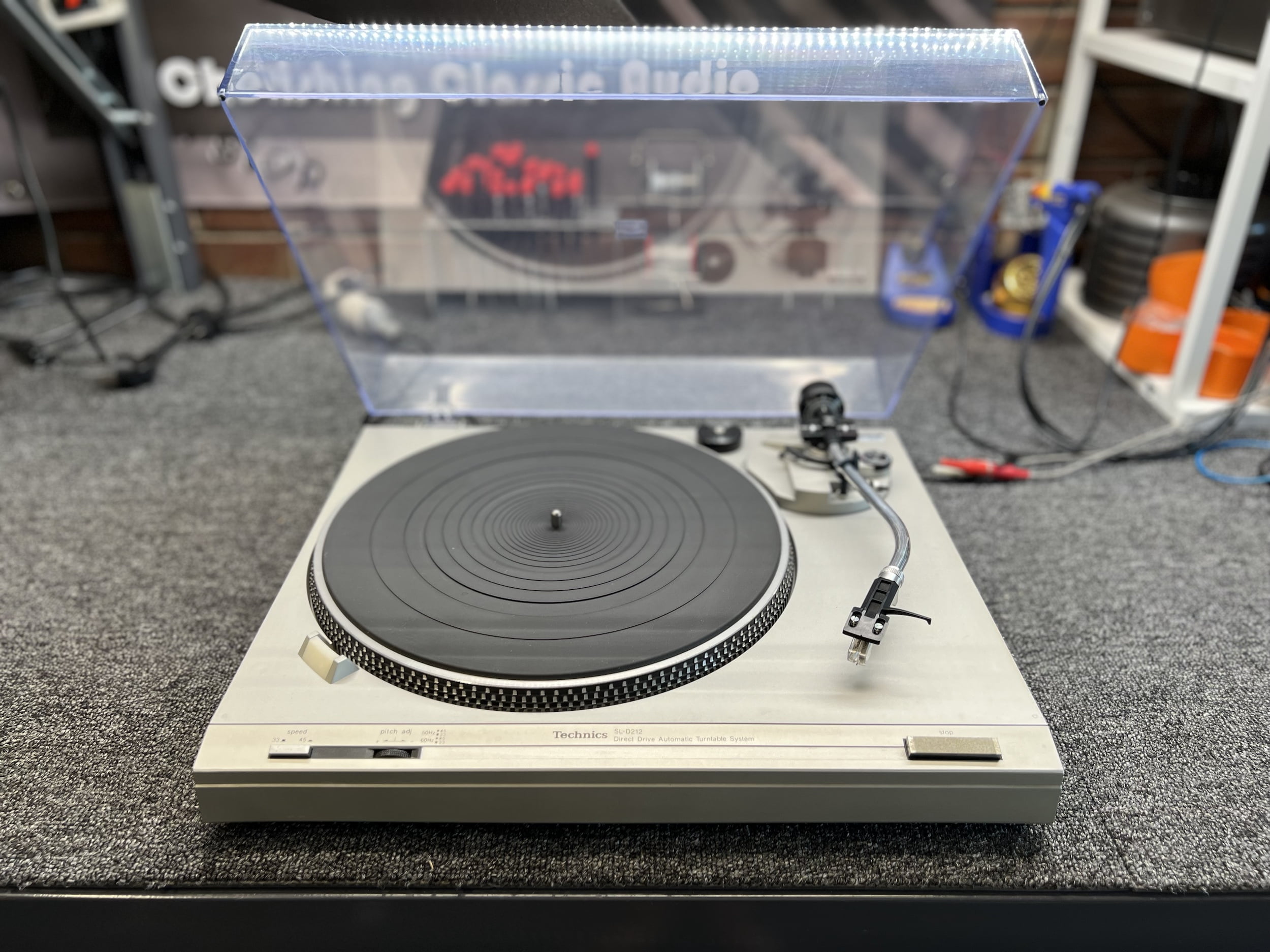 Sold Equipment Gallery 4 36 Technics SL-D212