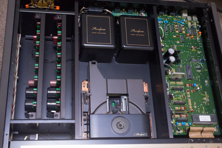 What's better: an older CD player or a new one? 9 Accuphase DP-75
