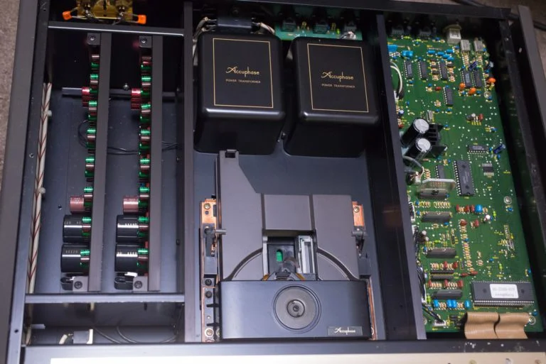 What's better: an older CD player or a new one? 9 Accuphase DP-75