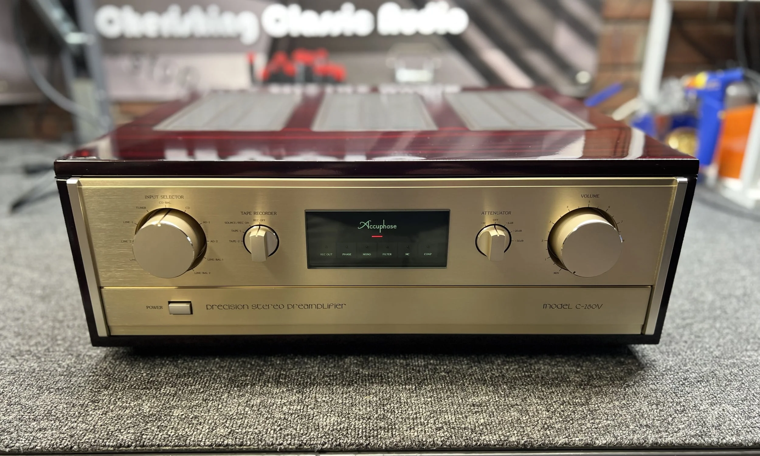Accuphase C-280V
hall of fame