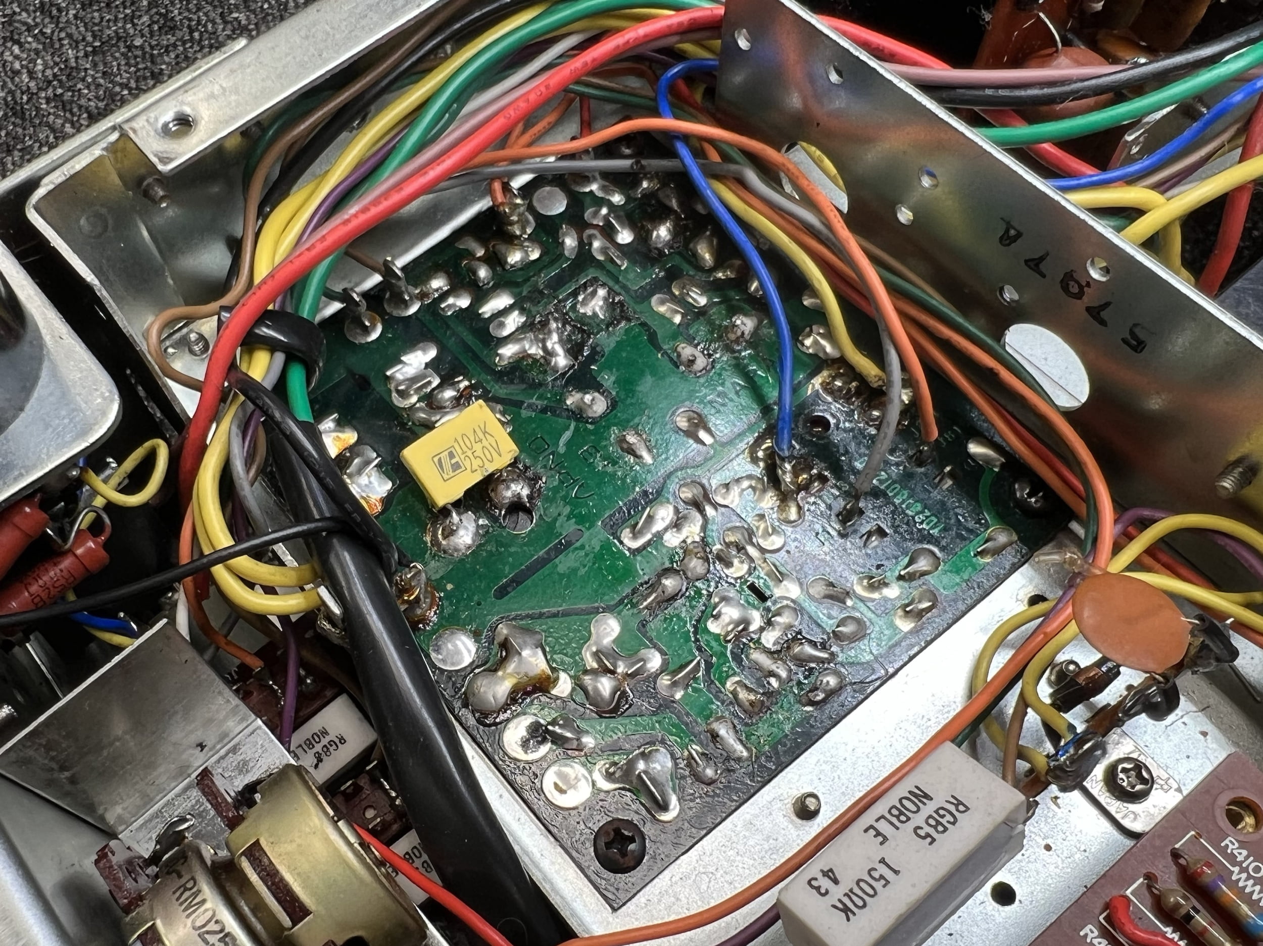 Hall of Shame 38 Marantz 2270