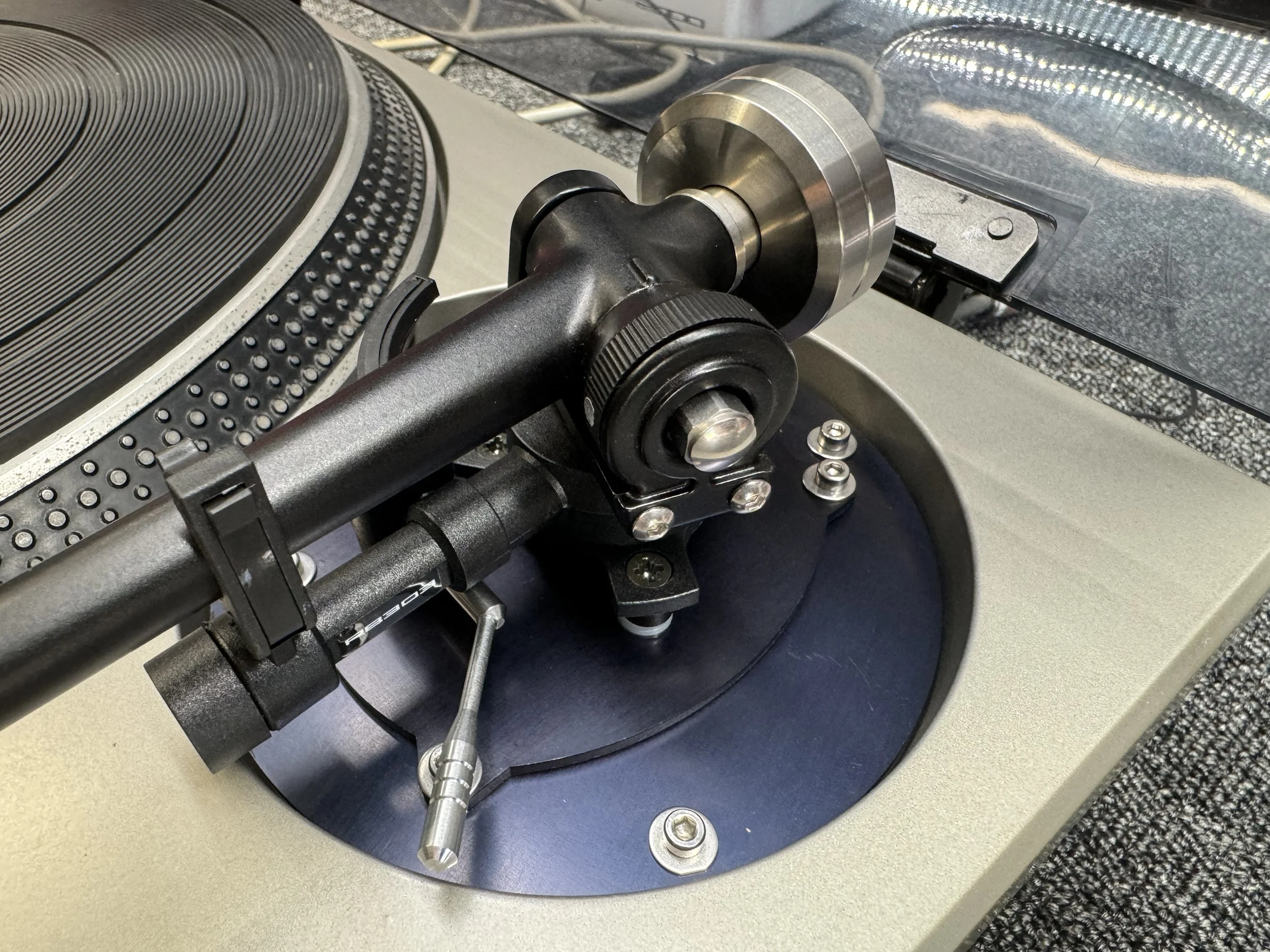 Technics SL-120 Turntable Recommissioning 21 Technics SL-120
Rega RB-303