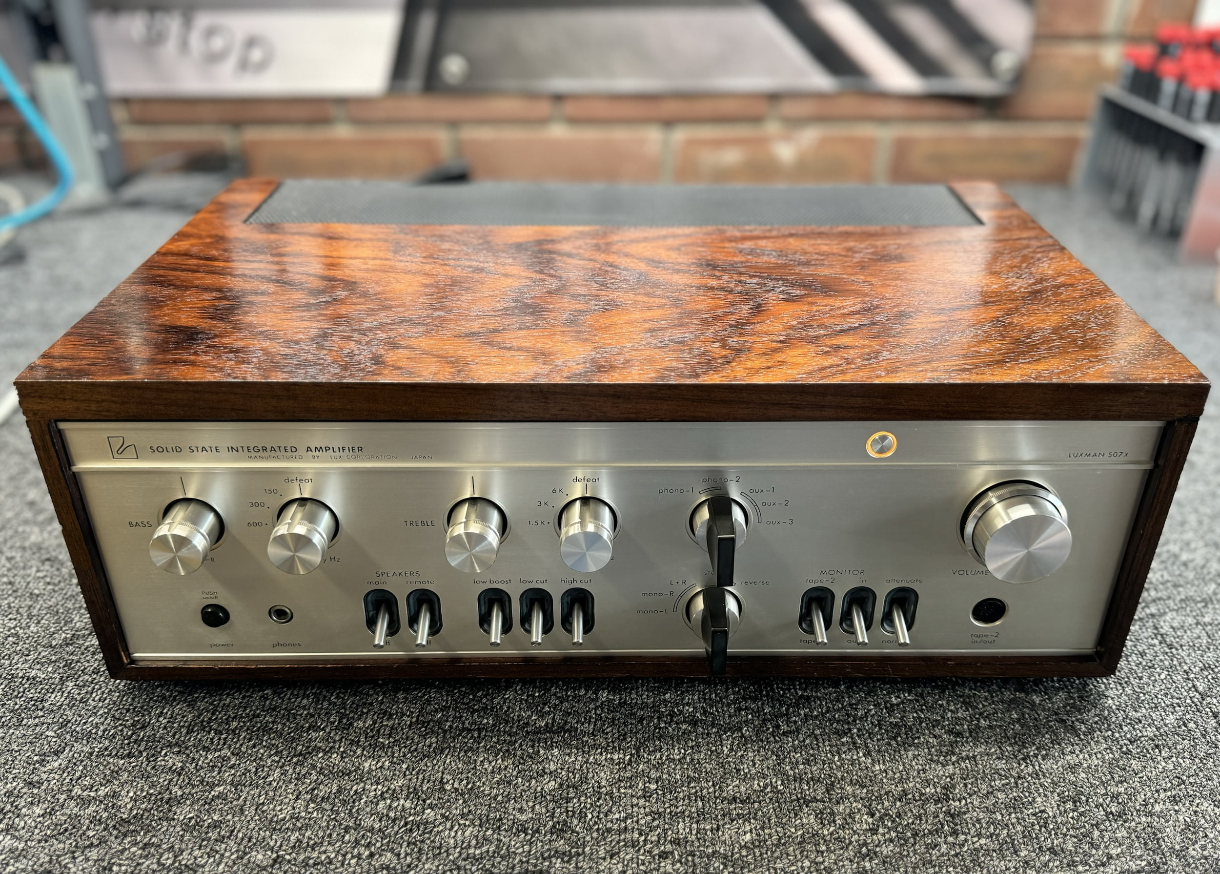 Beautiful Luxman SQ507X Amplifier Resurrection | LiQUiD AUDiO