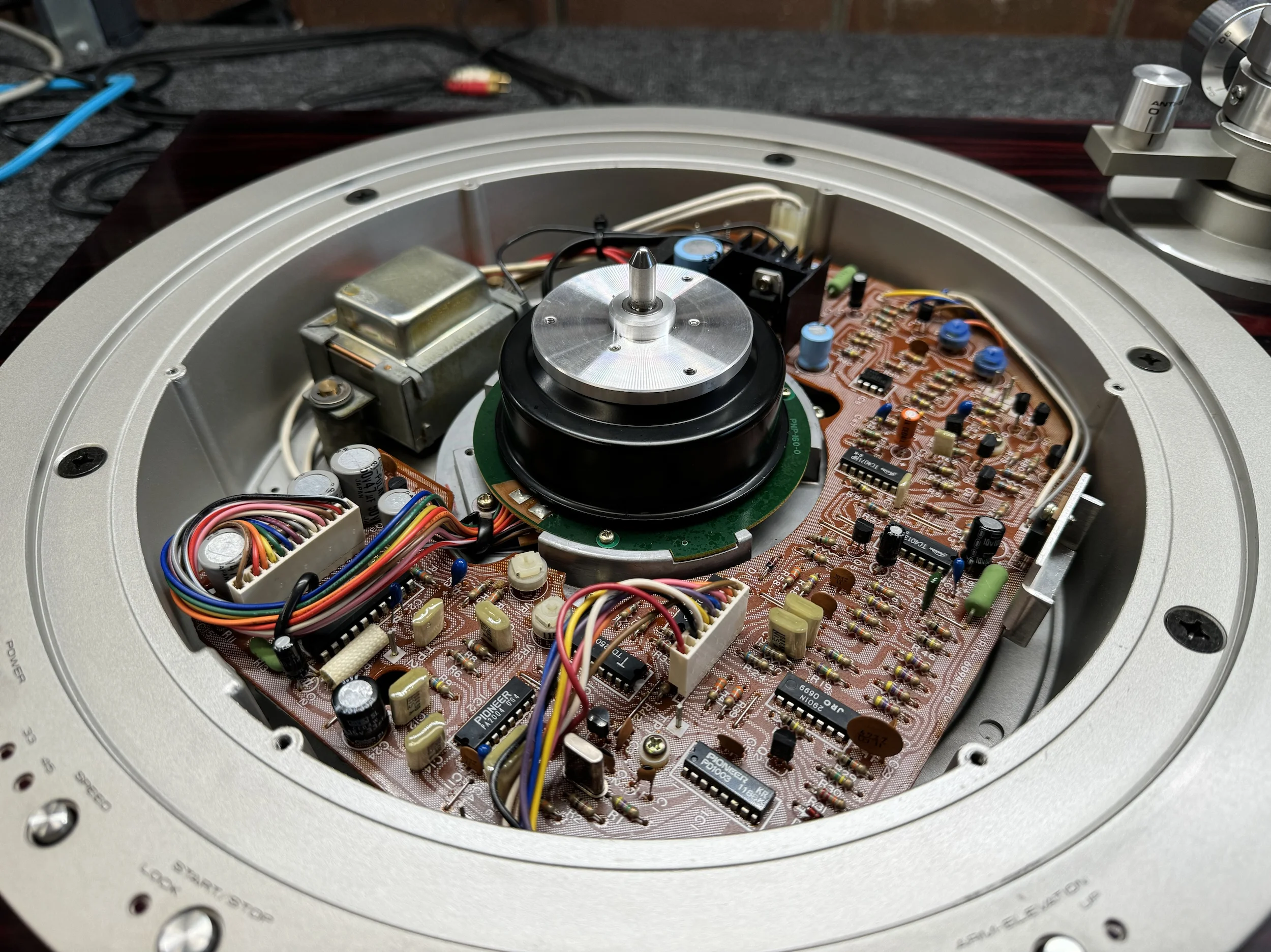 Pioneer PL-50L