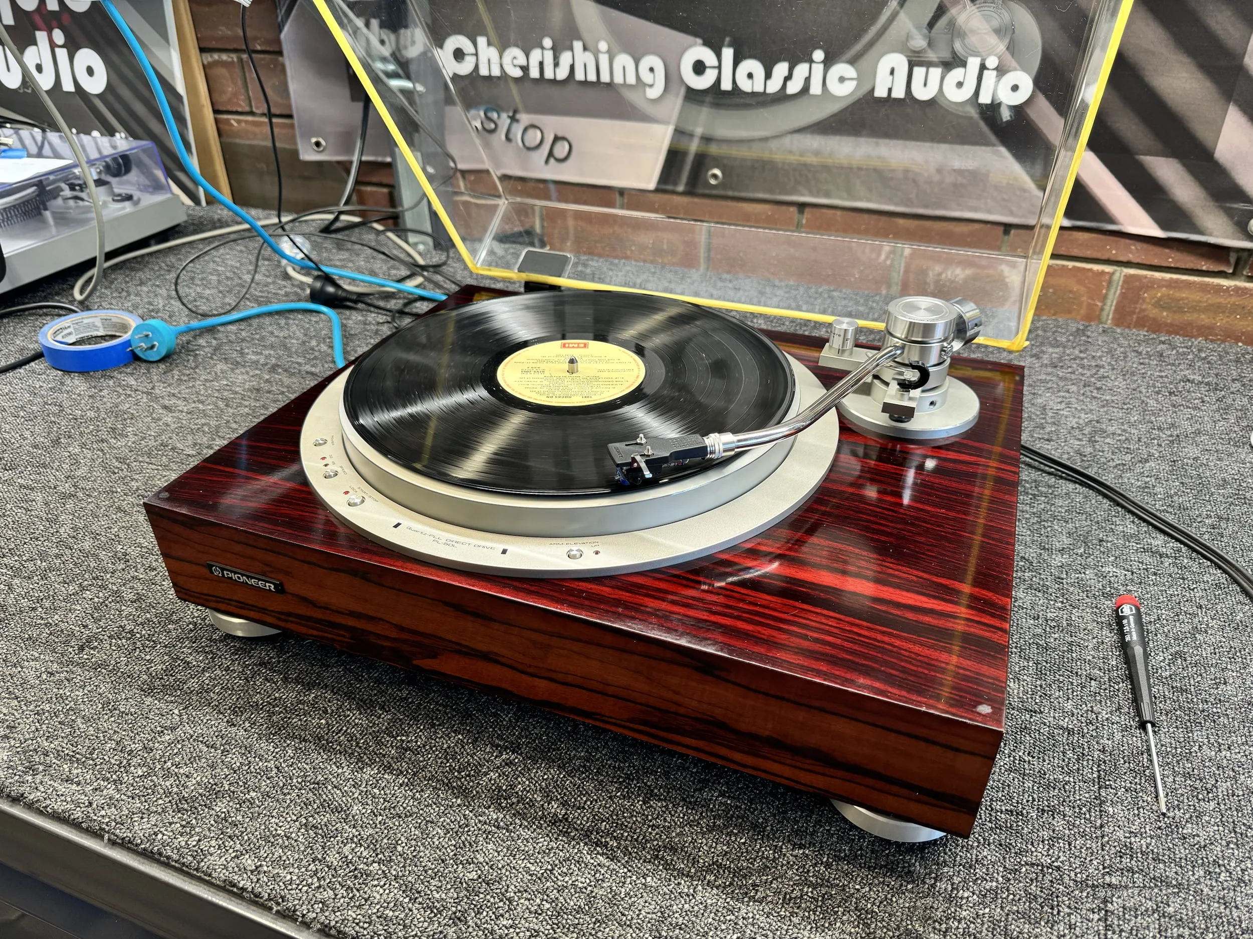 Beautiful Pioneer PL-50L Turntable Resurrection & Review