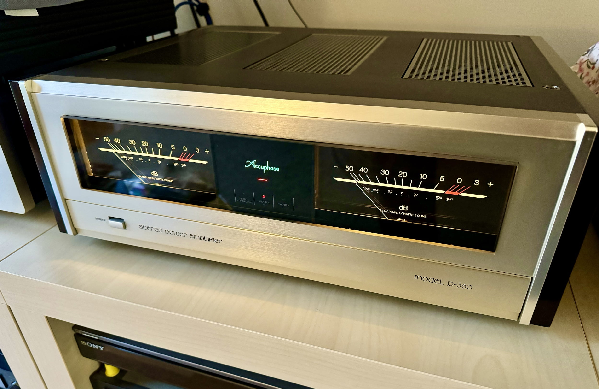 Gorgeous Accuphase P-360 Power Amplifier Overhaul | LiQUiD AUDiO