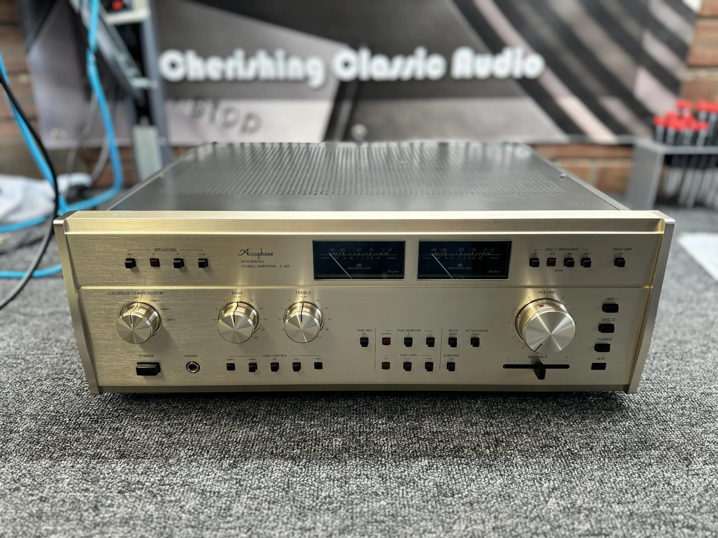 Incredible $10 Accuphase E-303 Tip Find..? 3 Accuphase E-303