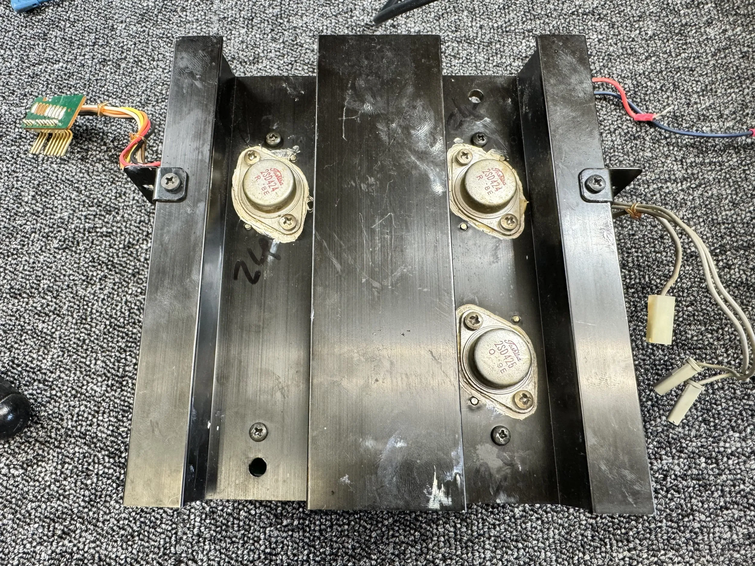 Fabled Sansui AU-20000 Amplifier Resurrection 18 img 1910