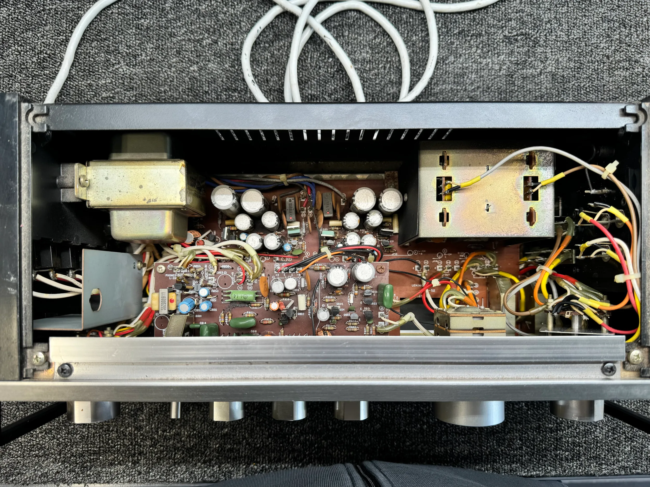 Rare Mitsubishi DA-P10 / DA-A10 Pre/Power Resurrection 9 Mitsubishi DA-P10 / DA-A10