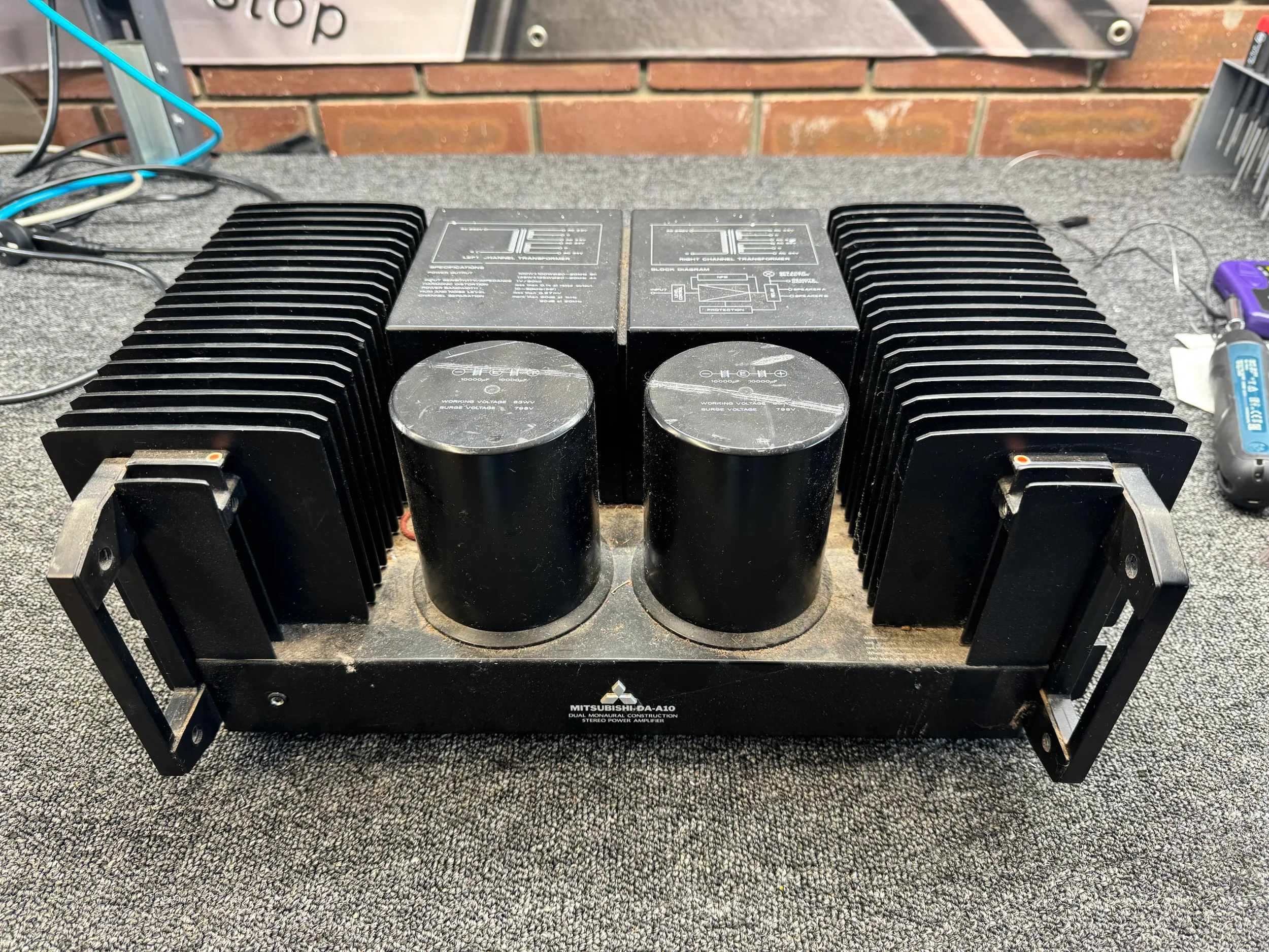 Rare Mitsubishi DA-P10 / DA-A10 Pre/Power Resurrection 18 Mitsubishi DA-P10 / DA-A10