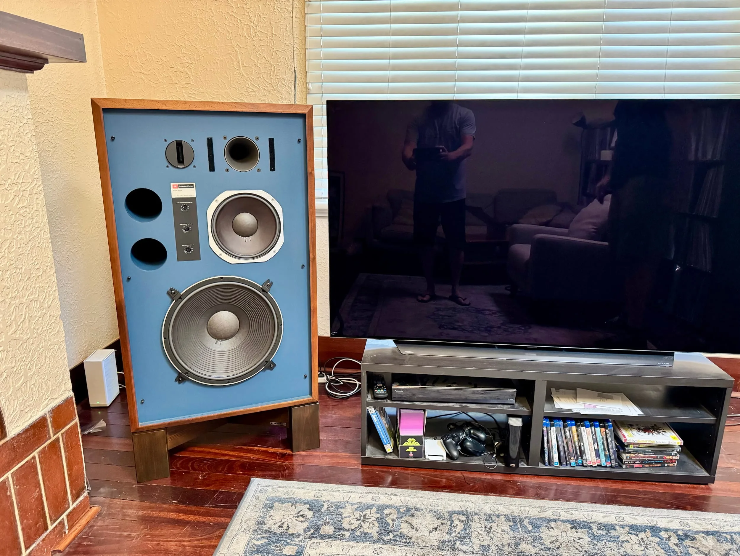 JBL 4344