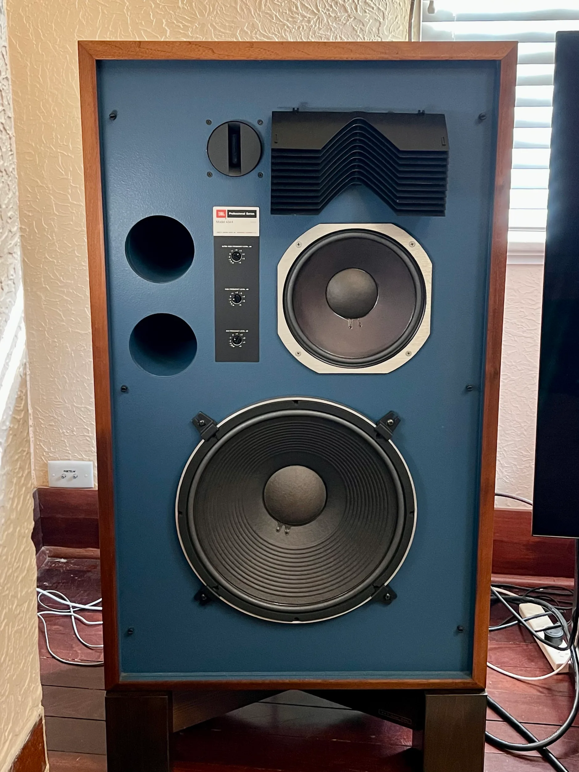 JBL 4344