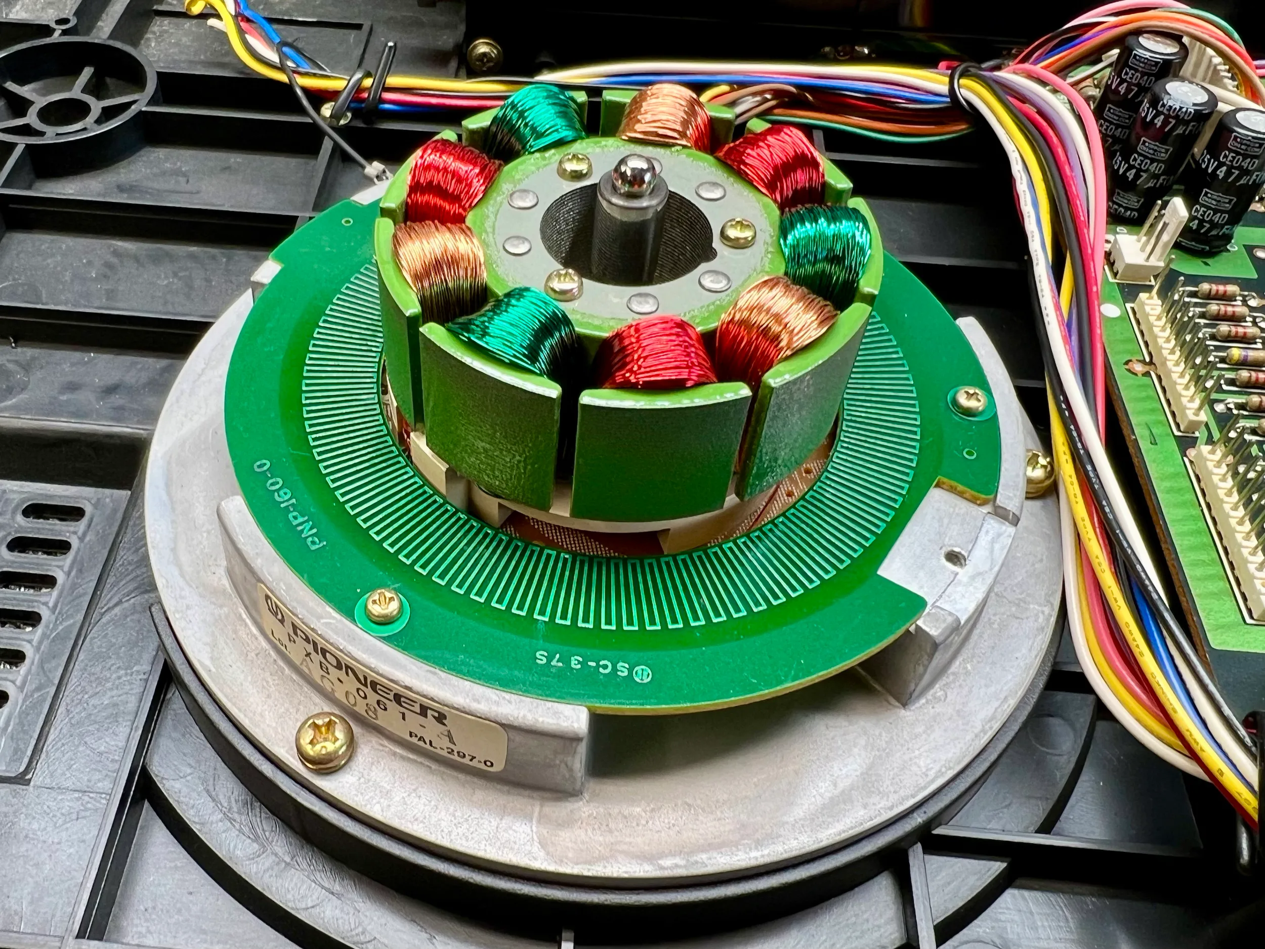 Beautiful Pioneer PL-L1000 Linear Tracking Turntable Repair & Review 14 Pioneer PL-L1000