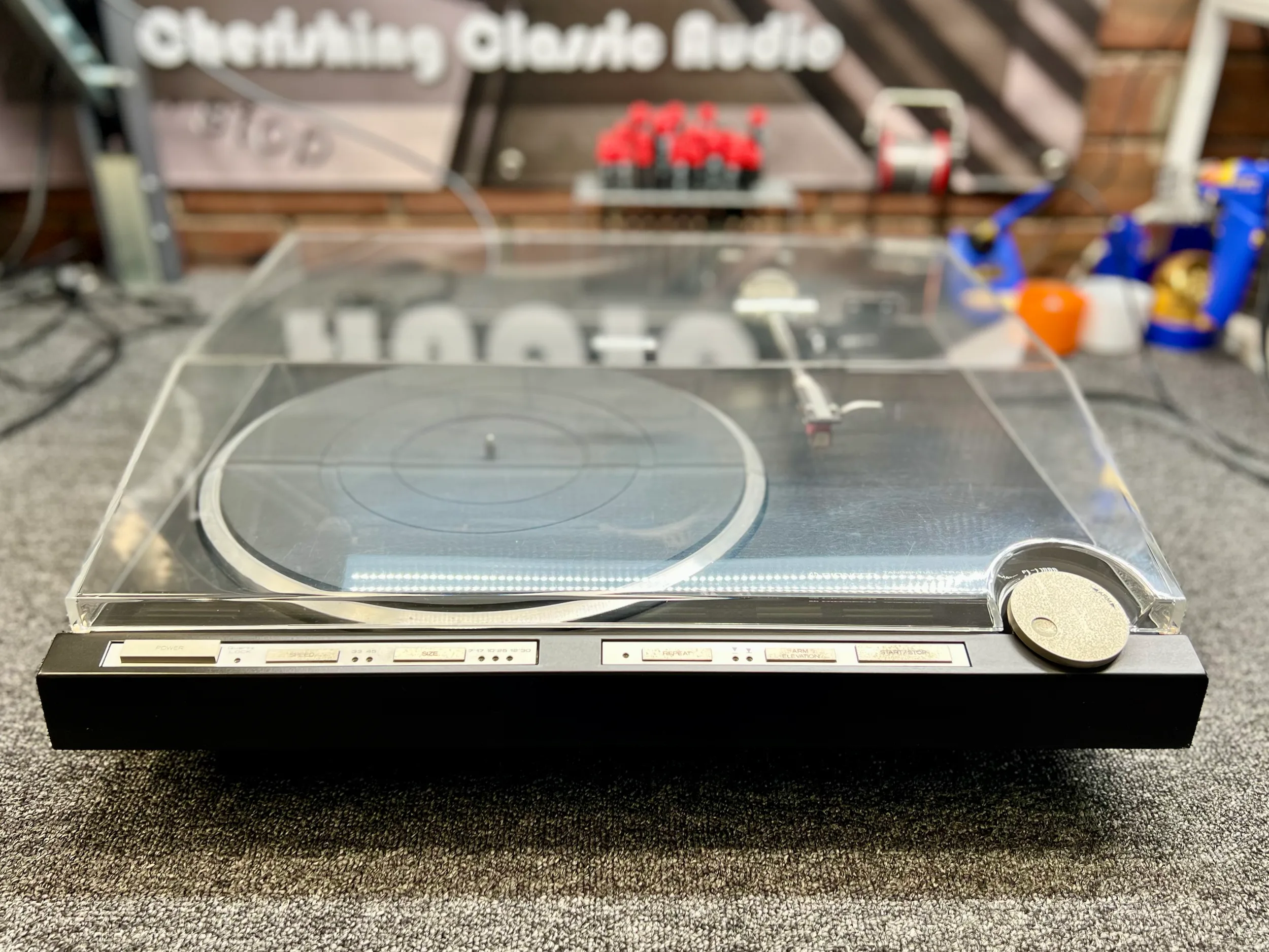 Beautiful Pioneer PL-L1000 Linear Tracking Turntable Repair & Review 19 Pioneer PL-L1000