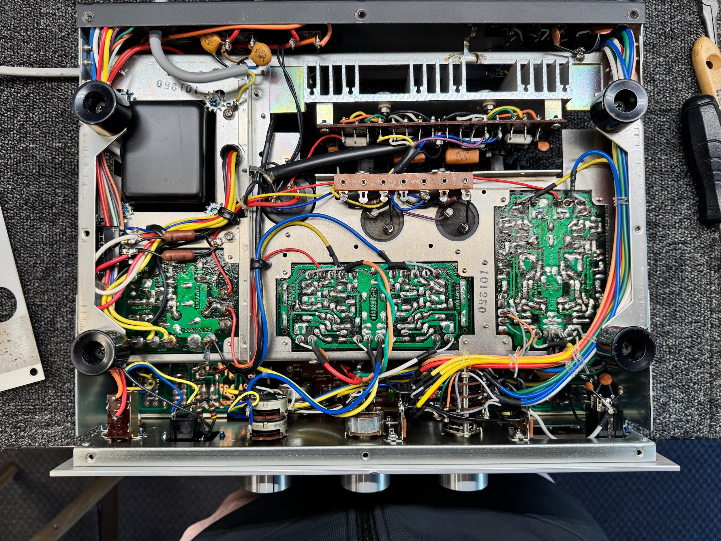 Baby Amplifiers: Marantz 1030 8 Marantz 1030