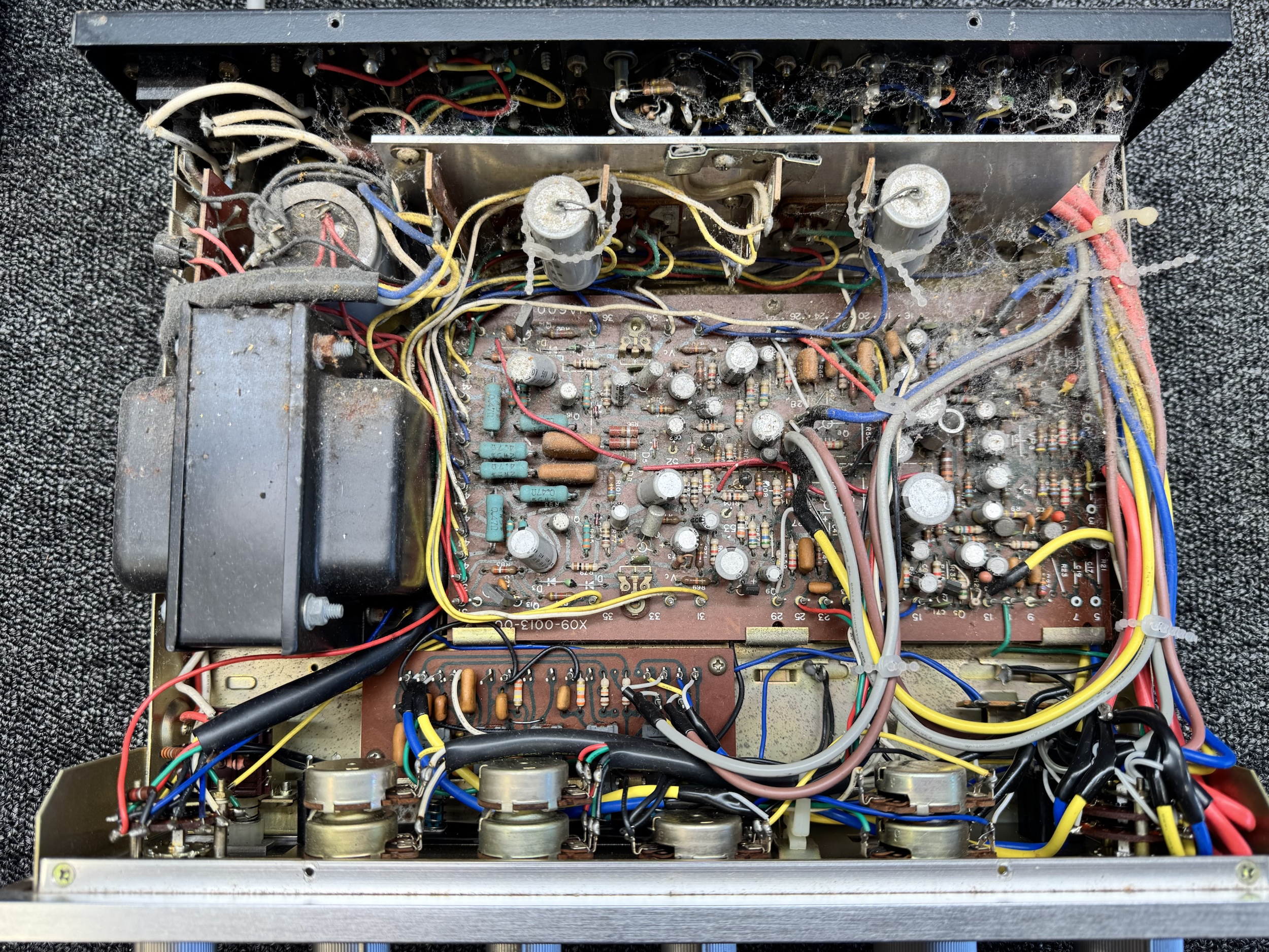 Baby Amplifiers: Kenwood KA-4002A 6 Kenwood KA-4002A