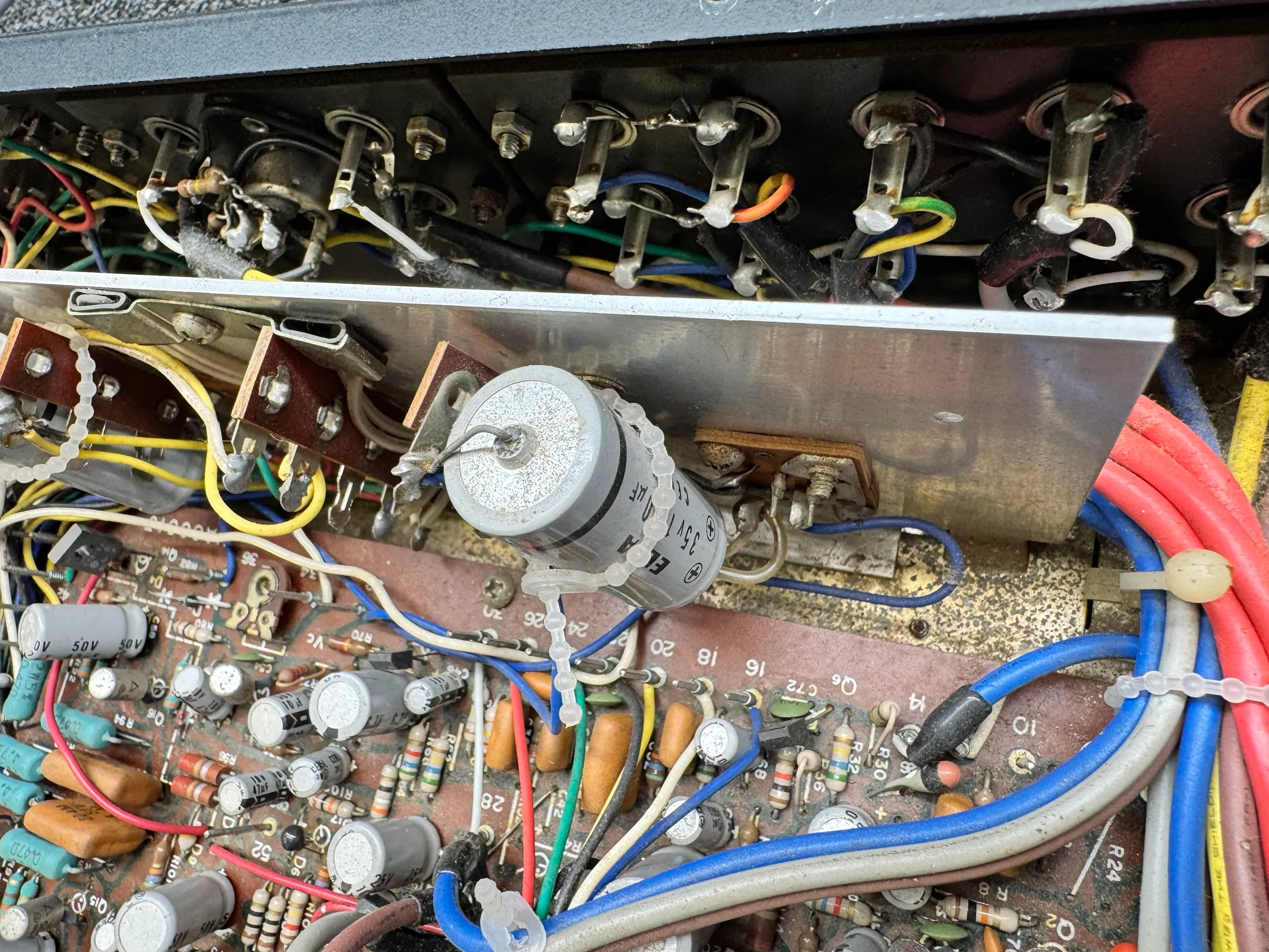 Kenwood KA-4002A