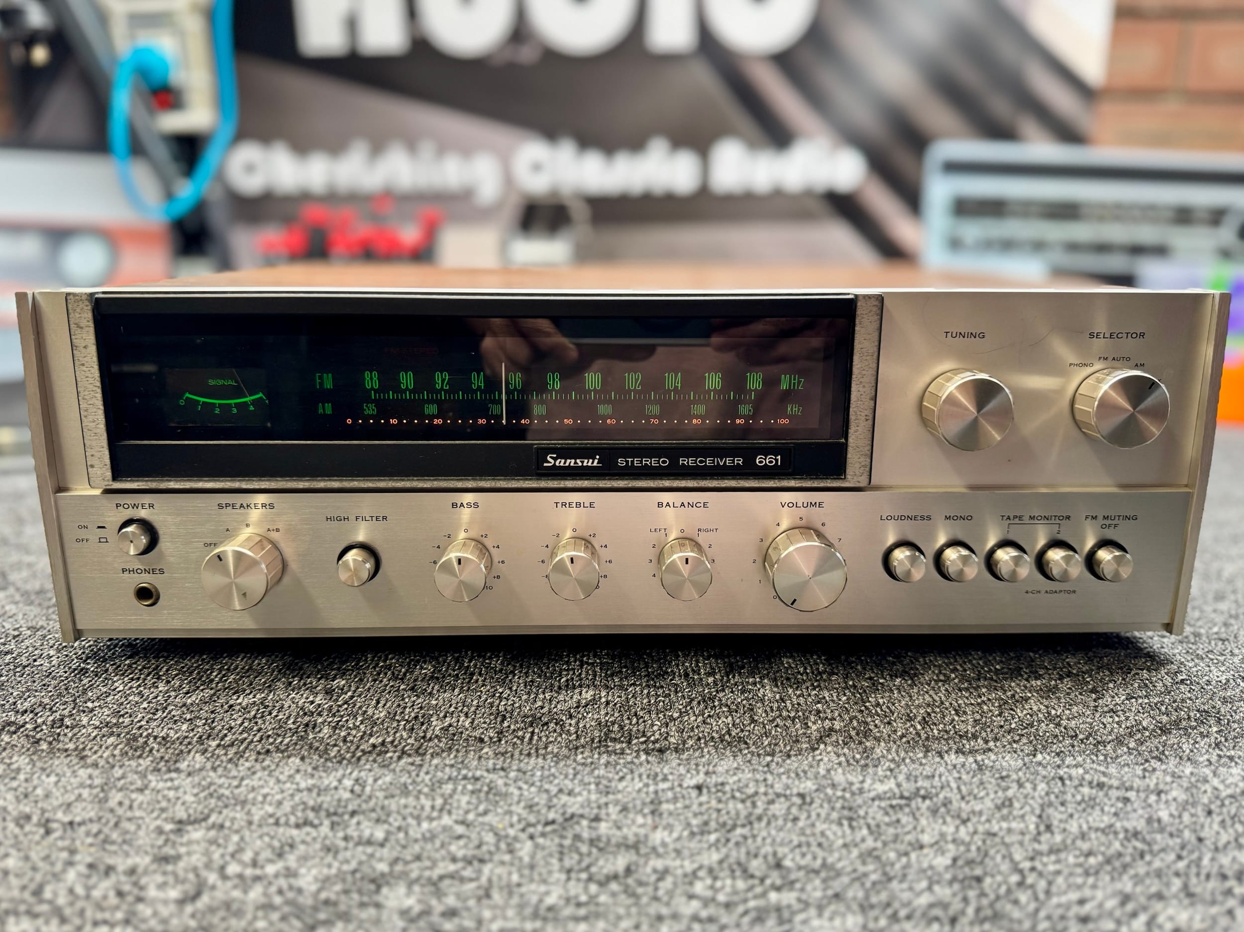 Store 26 Sansui 661