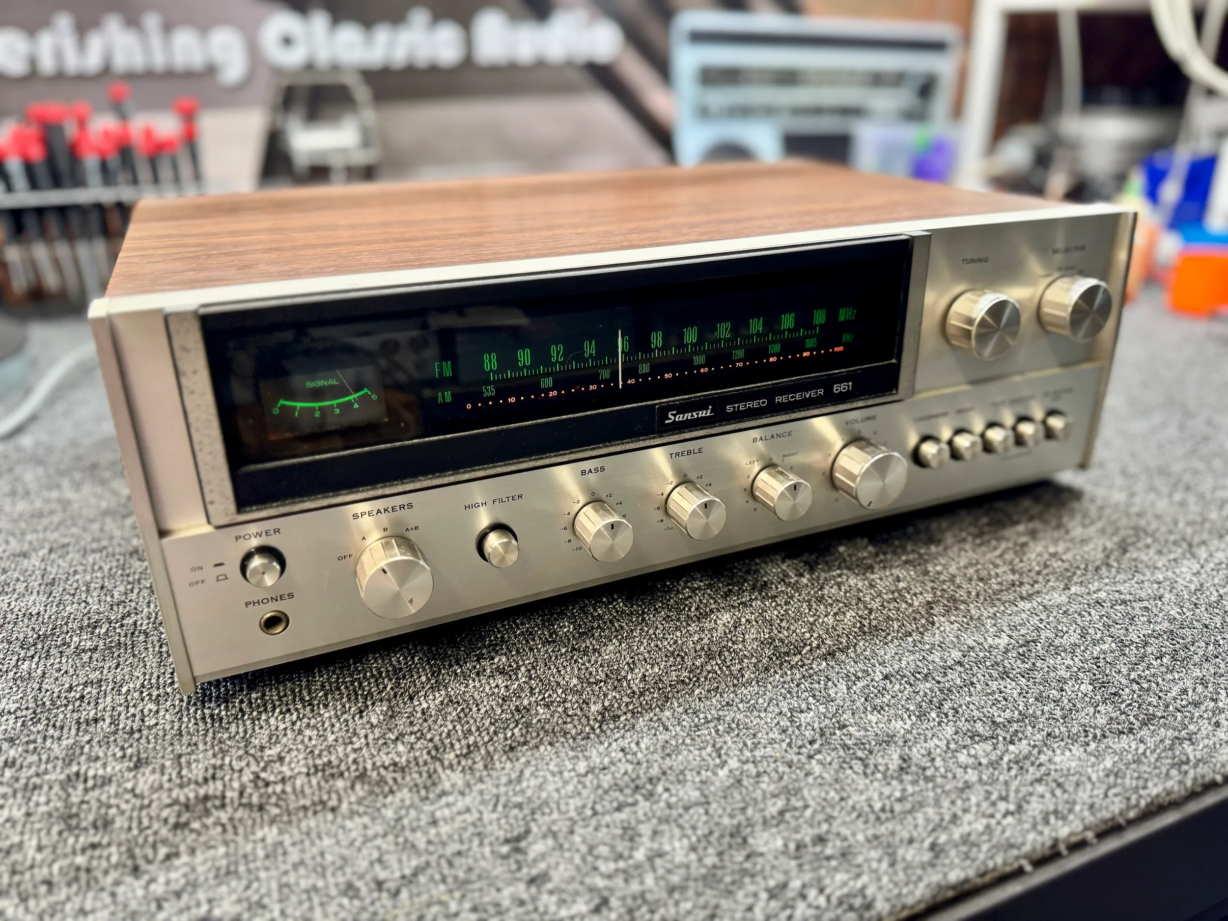 SONY TA-1150 ステレオアンプ シルバー Baby Amplifiers: Sony TA-1150 | LiQUiD AUDiO