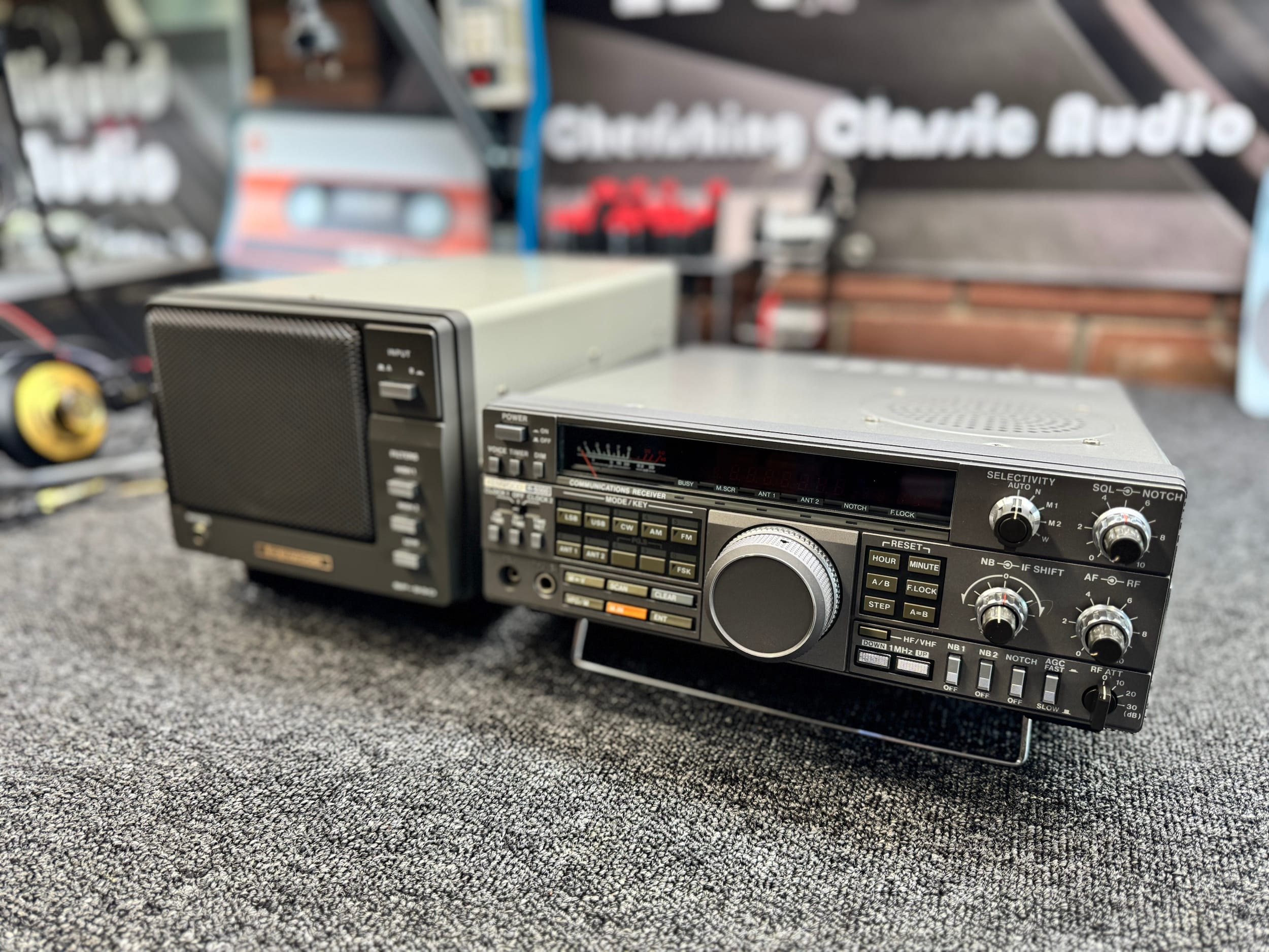 Amazing Kenwood R-5000 Shortwave Receiver! 17 Kenwood R-5000