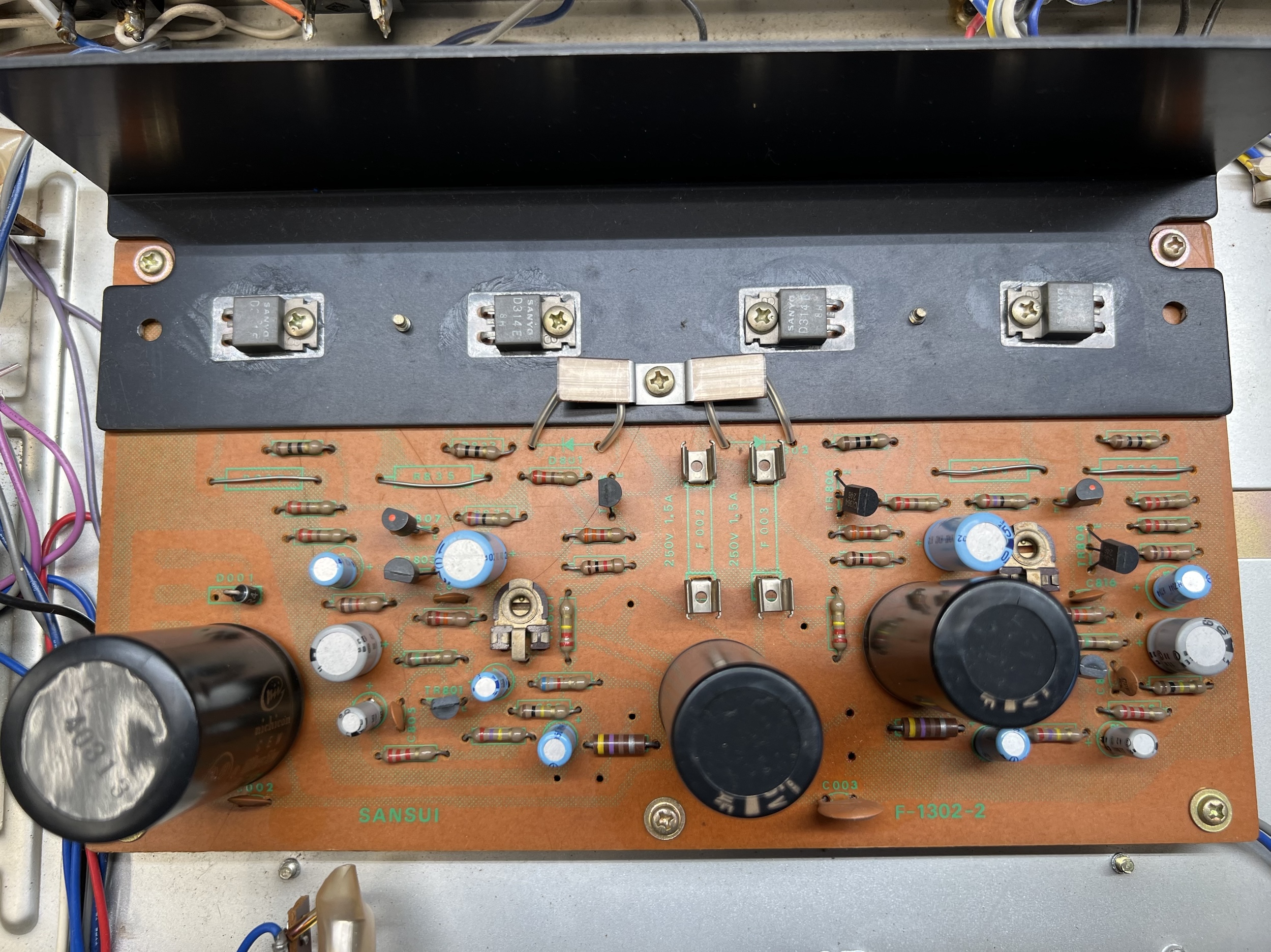 Baby Amplifiers: Sansui AU-101 7 Sansui AU-101